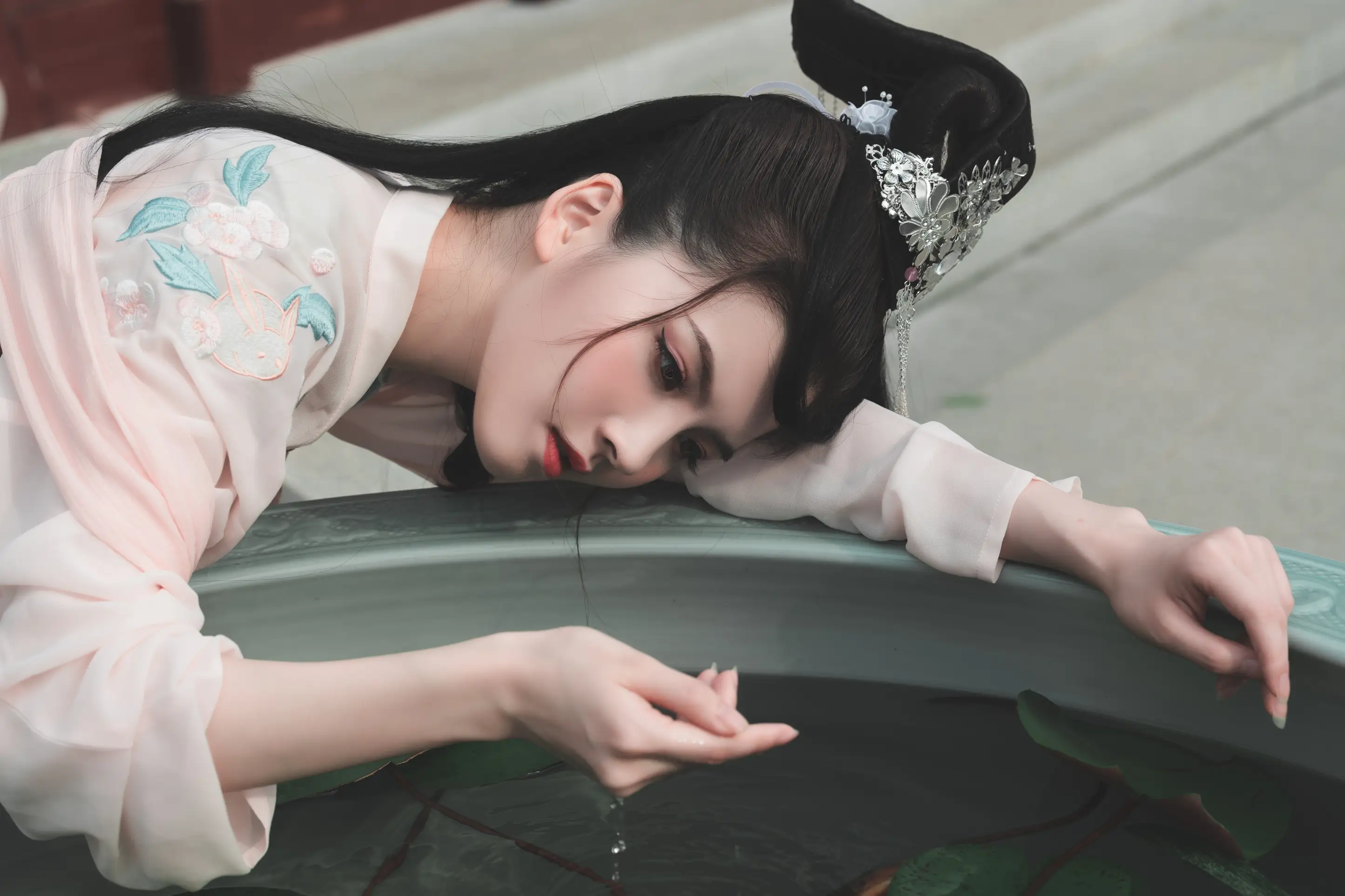 [艺图语] 2022.06.10 Vol.1142 – 莺歌 Dtifa丁小妮#[29P]-2