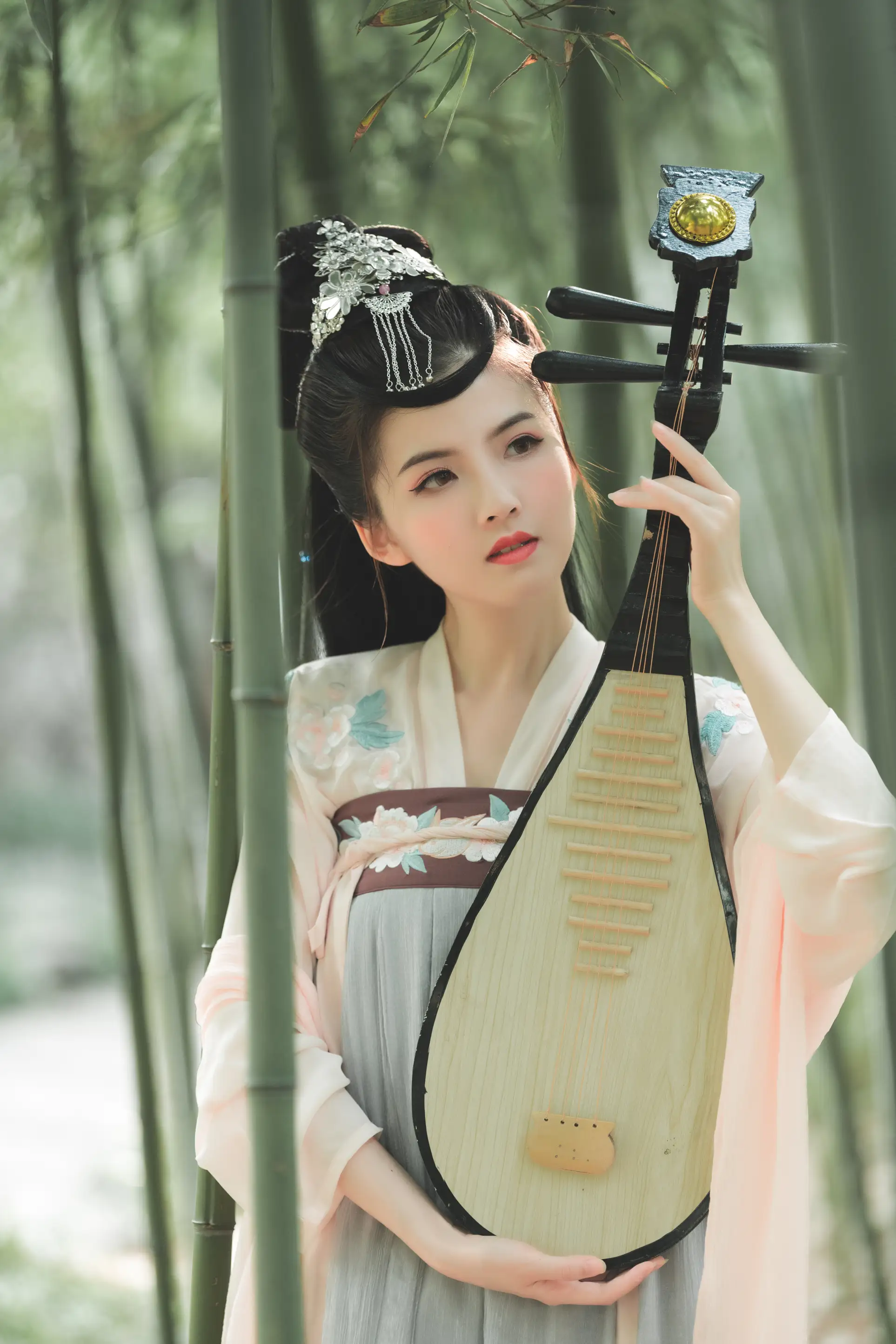 [艺图语] 2022.06.10 Vol.1142 – 莺歌 Dtifa丁小妮#[29P]-4