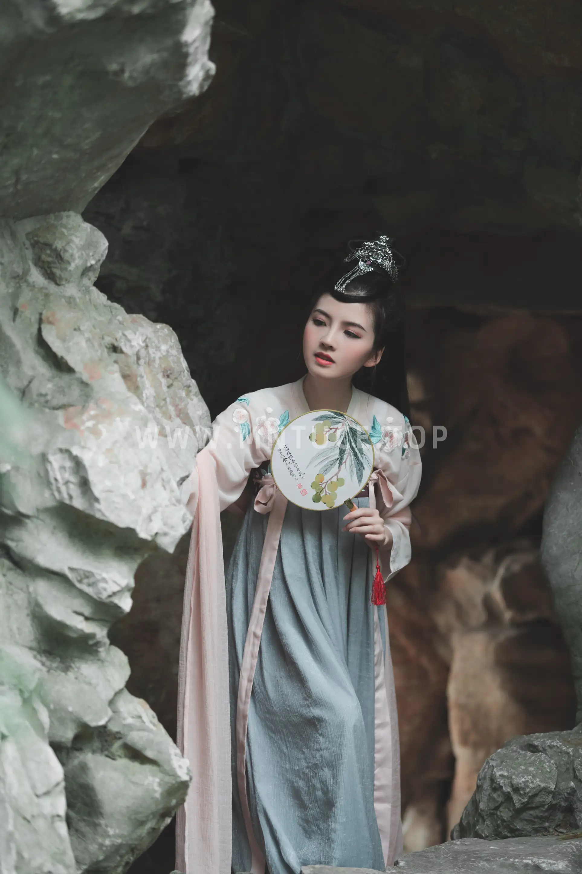 [艺图语] 2022.06.10 Vol.1142 – 莺歌 Dtifa丁小妮#[29P]-8