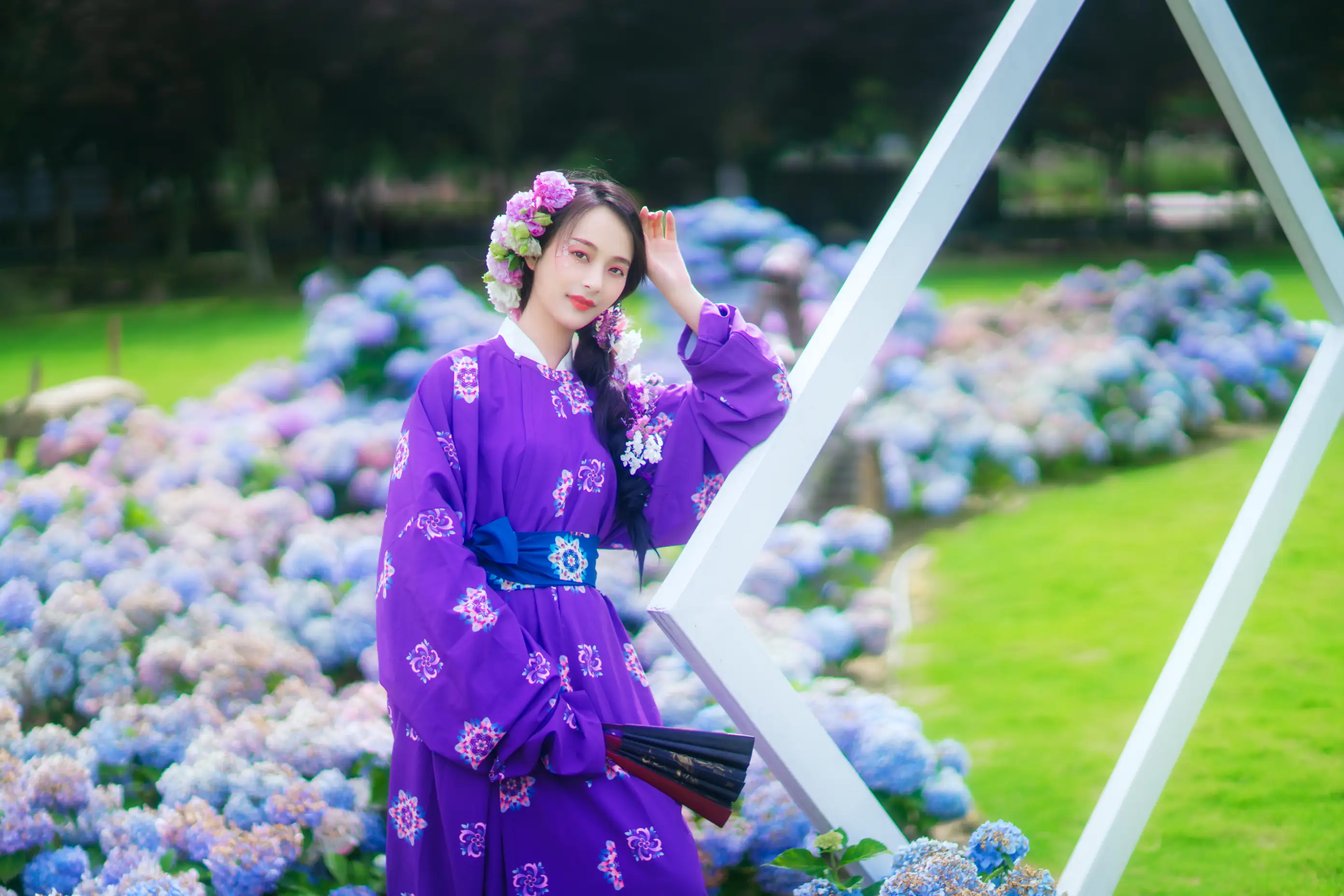 [艺图语] 2022.01.04 Vol.590 – 紫色初摄影夏 欢欢#[35P]-7
