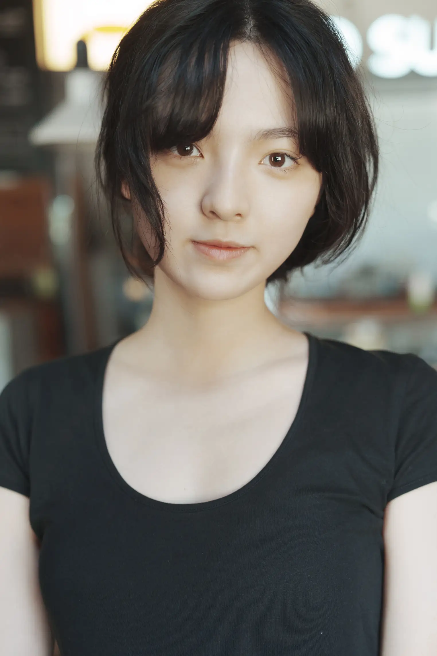 [艺图语] 2022.09.11 Vol.1924 – 咖啡屋里的素颜女孩 dudu#[32P]-4