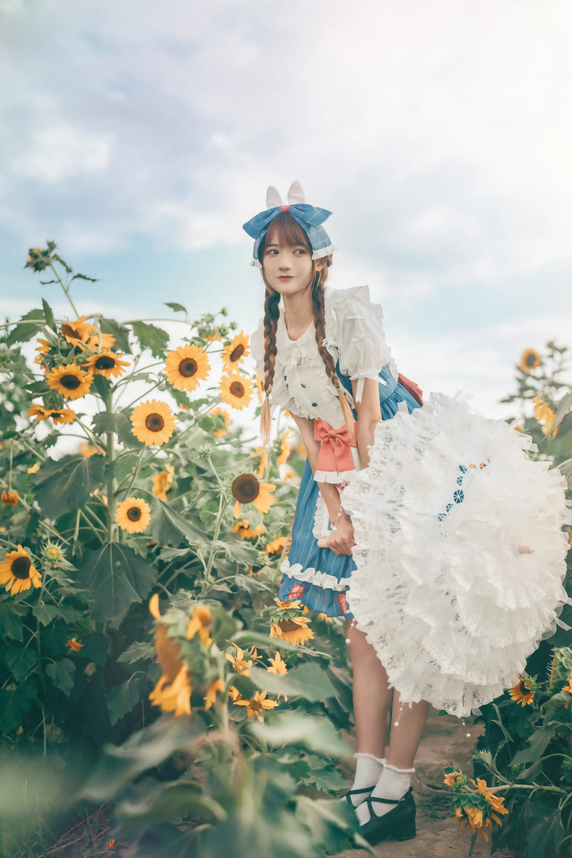 [艺图语] 2022.07.18 Vol.1515 – 甜甜向日葵女孩 兔子Zzz不吃胡萝卜#[32P]-10