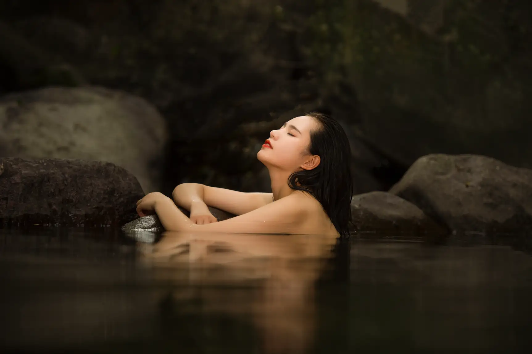 [艺图语] 2022.08.03 Vol.1611 – 沉没 模特合集#[34P]-1