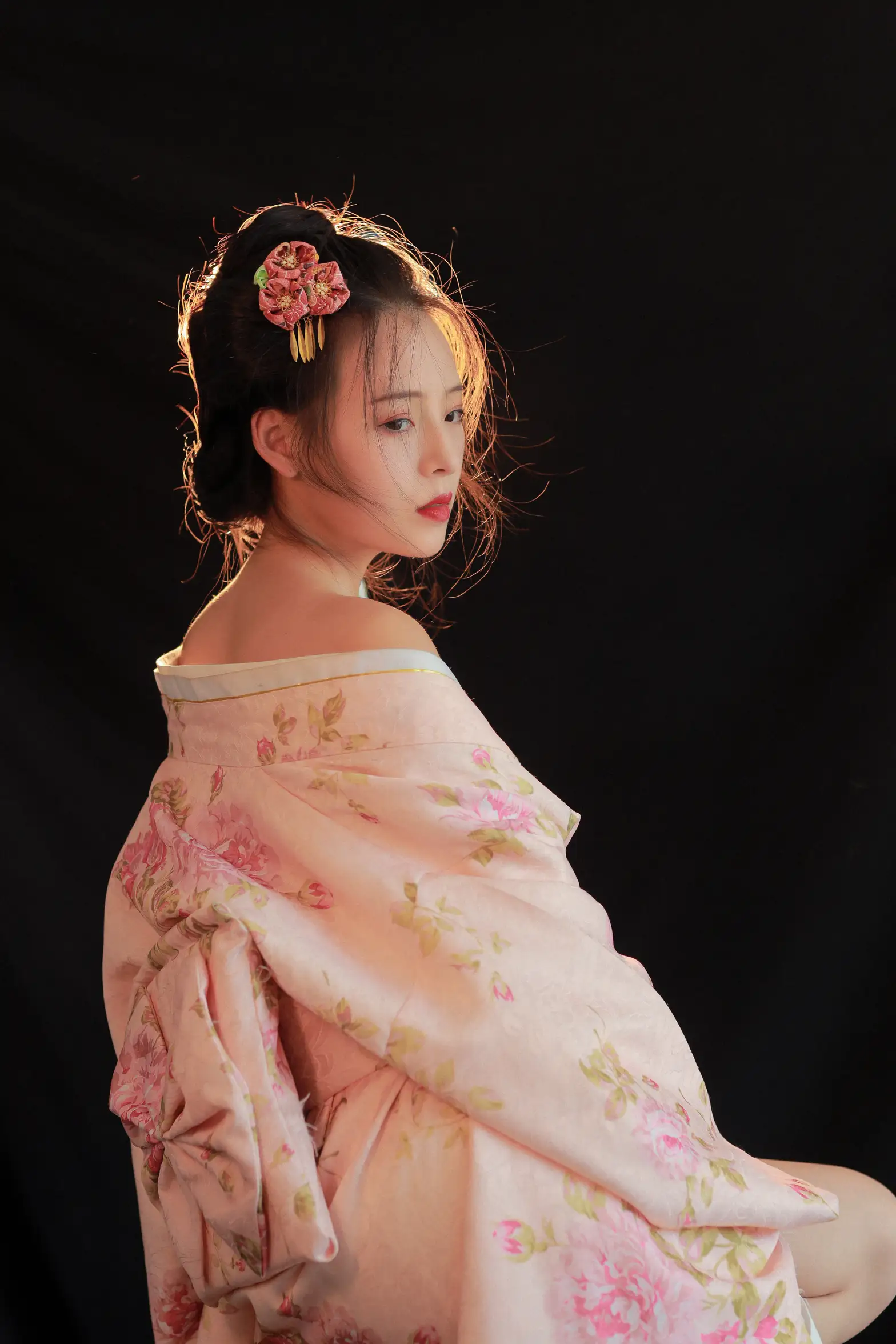 [艺图语] 2022.07.11 Vol.1446 – 神明少女 秦朝歌#[22P]-1