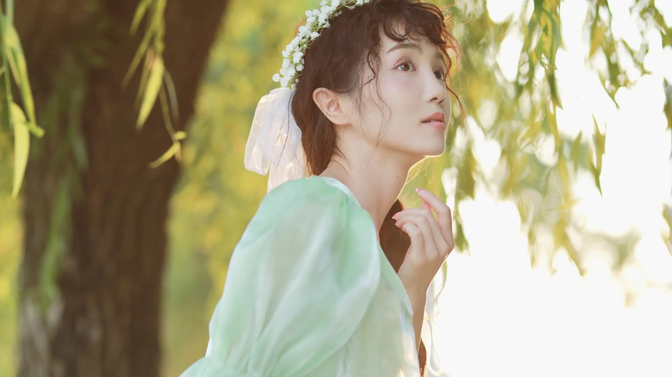 [艺图语] 2022.06.17 Vol.1209 – 她在光里徜徉 西西#[55P]-10
