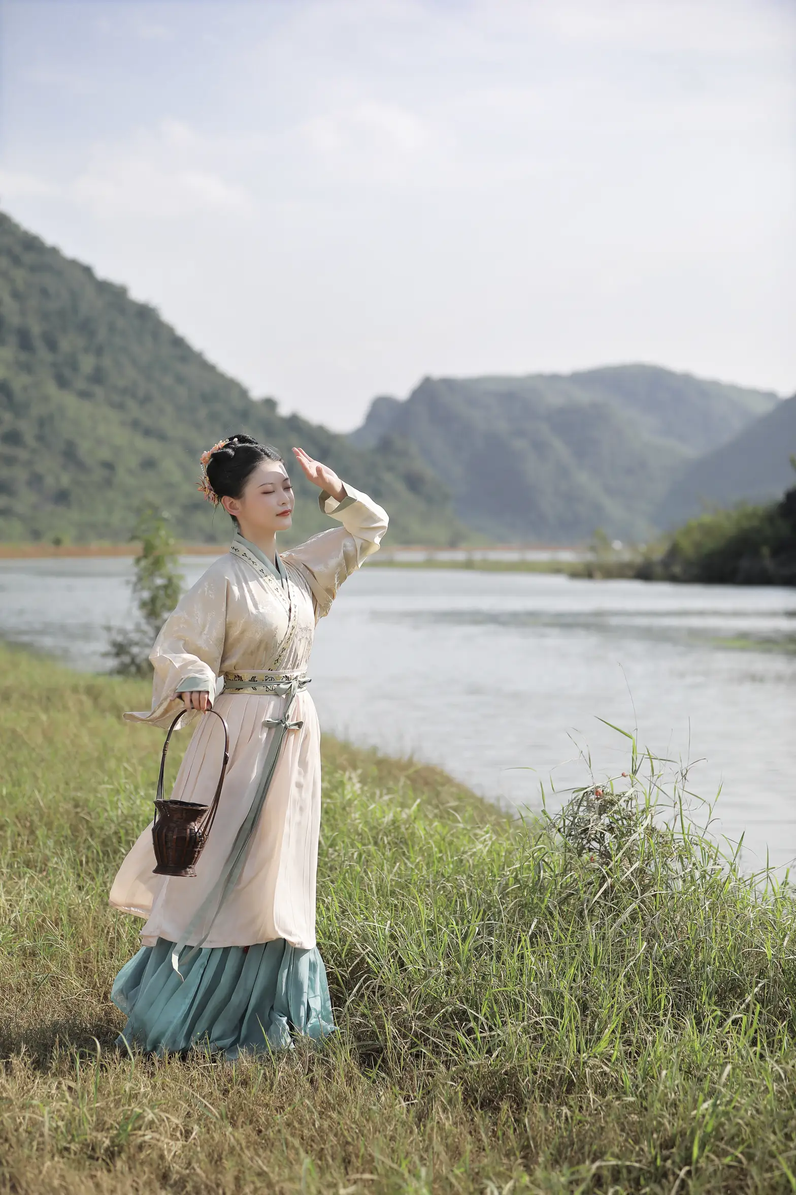 [艺图语] 2022.07.11 Vol.1445 – 山水之间 岳红橙黄绿蓝靛紫铮#[22P]-5