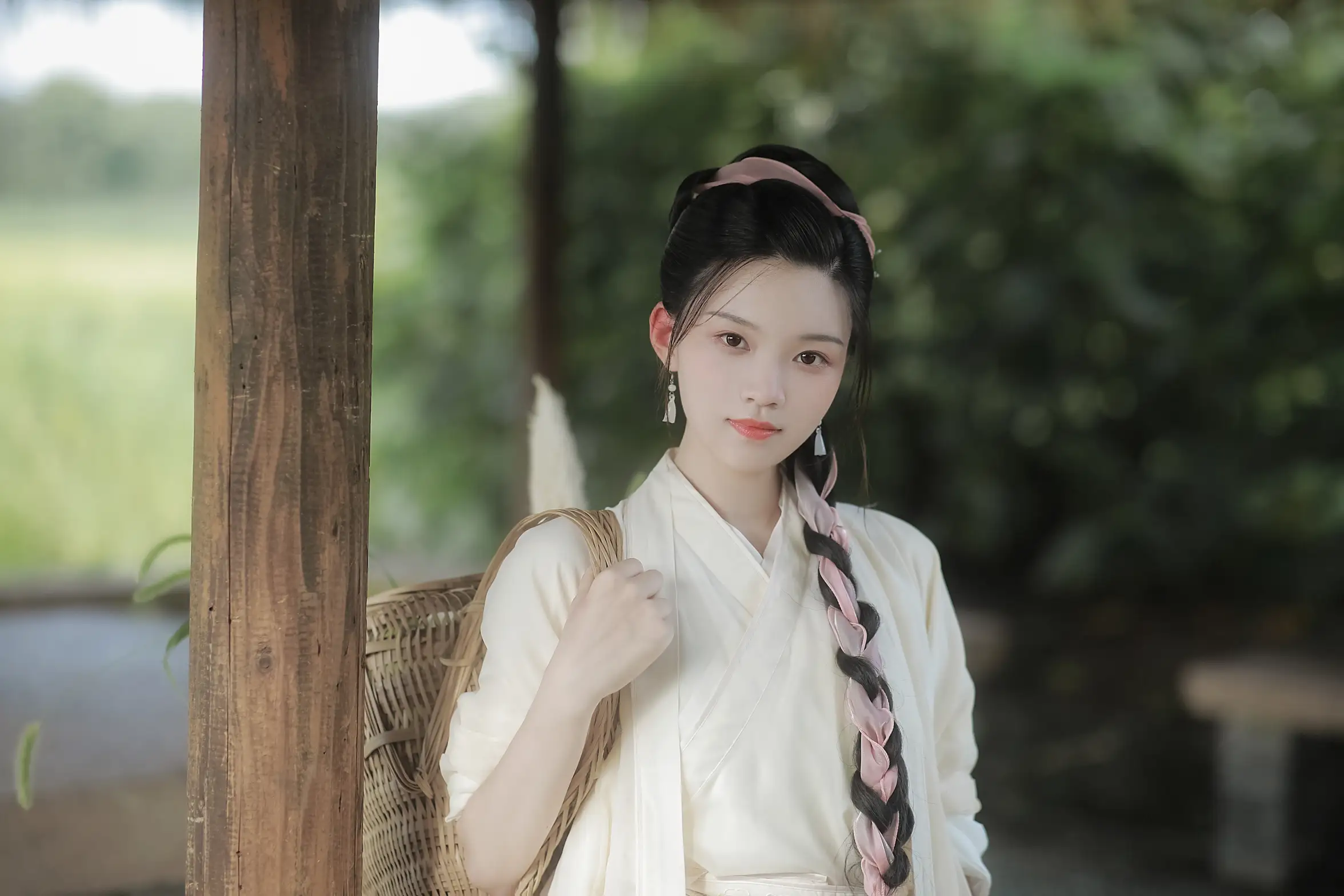 [艺图语] 2022.05.29 Vol.1018 – 采药医女 静沅#[28P]-1