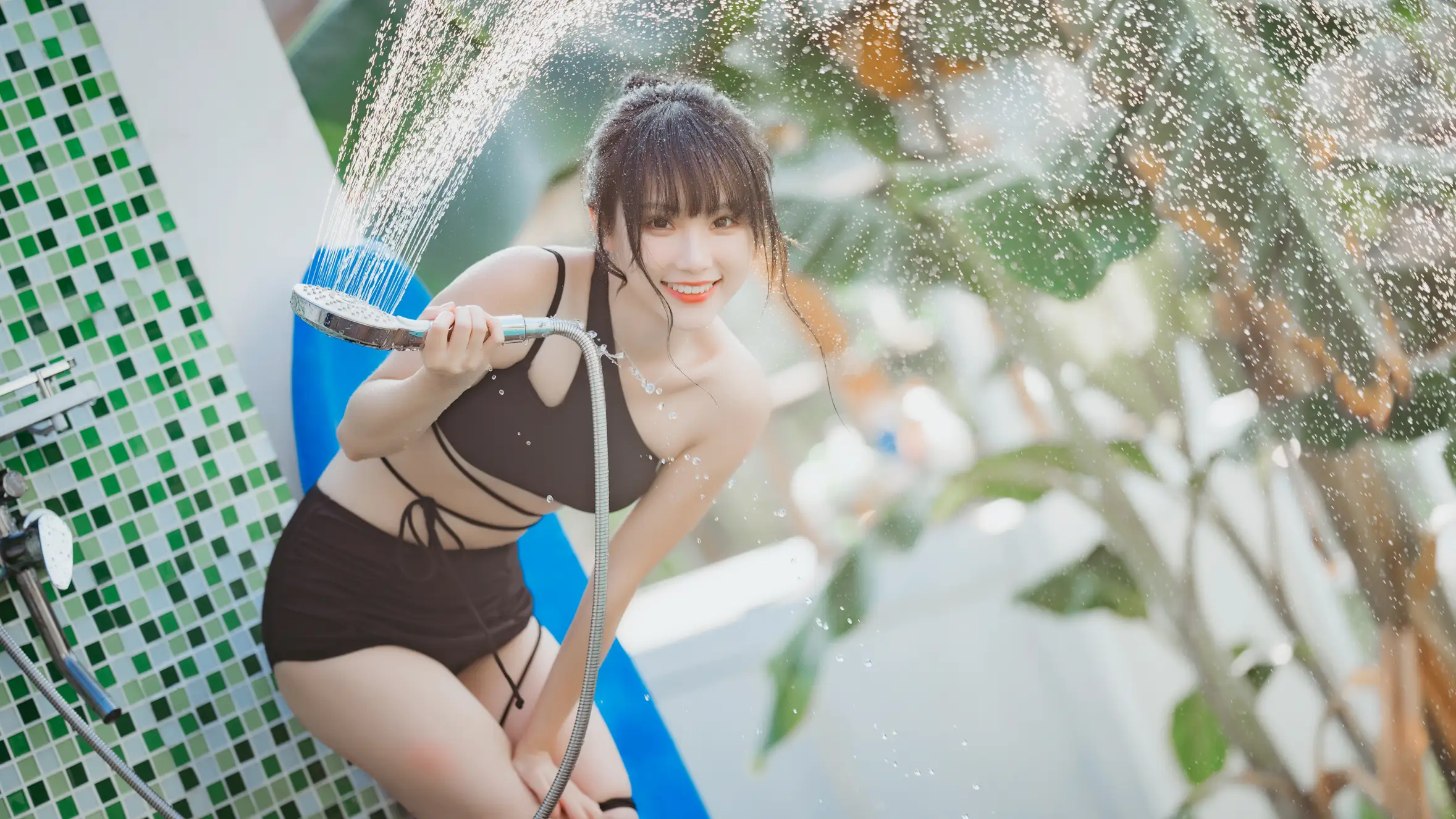 [艺图语] 2022.09.01 Vol.1847 – 泳衣时间到 姜生花#[22P]-1
