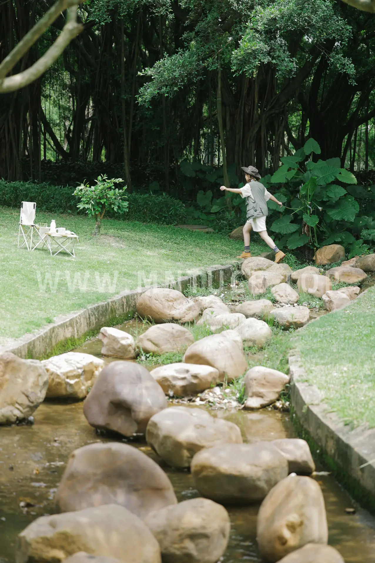 [艺图语] 2022.07.08 Vol.1417 – 夏日露营 蓝胖子-#[34P]-9