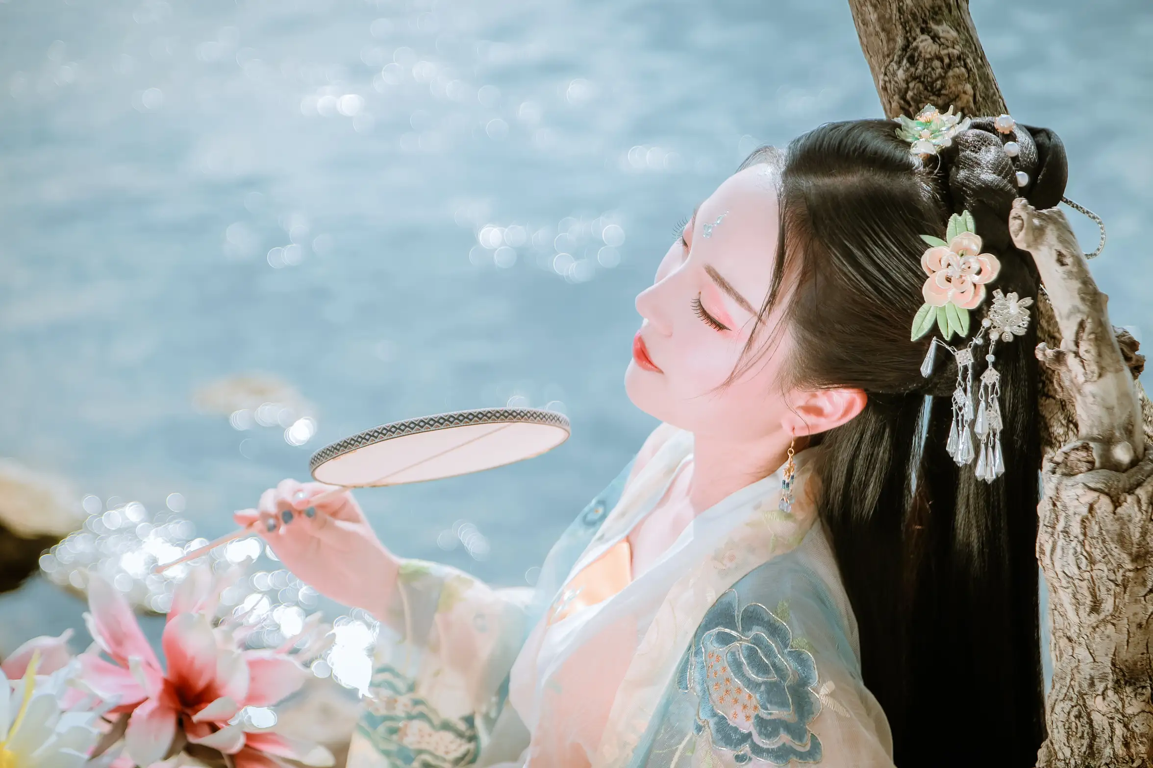 [艺图语] 2022.01.29 Vol.725 – 清水出芙蓉 Julie#[23P]-7