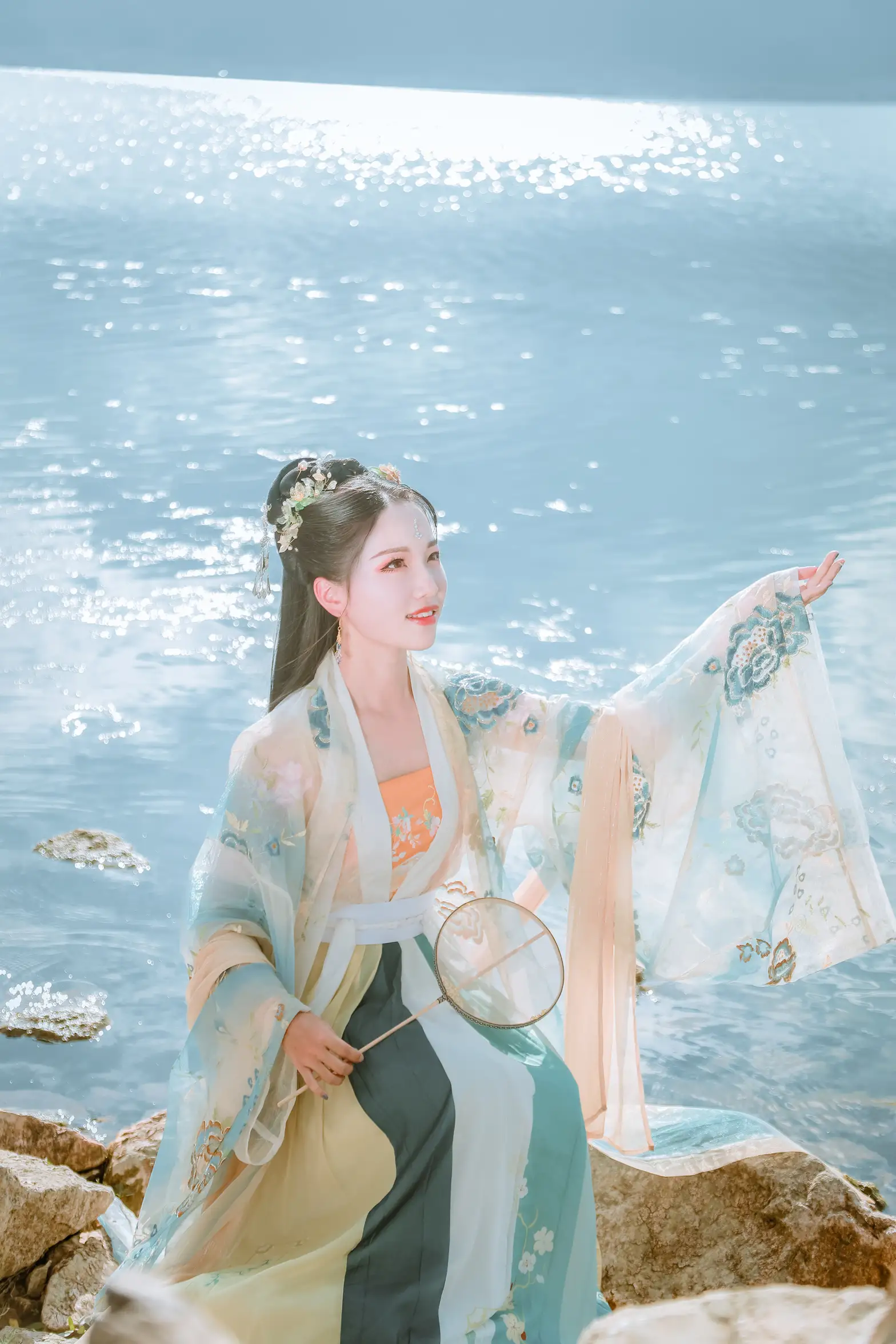 [艺图语] 2022.01.29 Vol.725 – 清水出芙蓉 Julie#[23P]-8