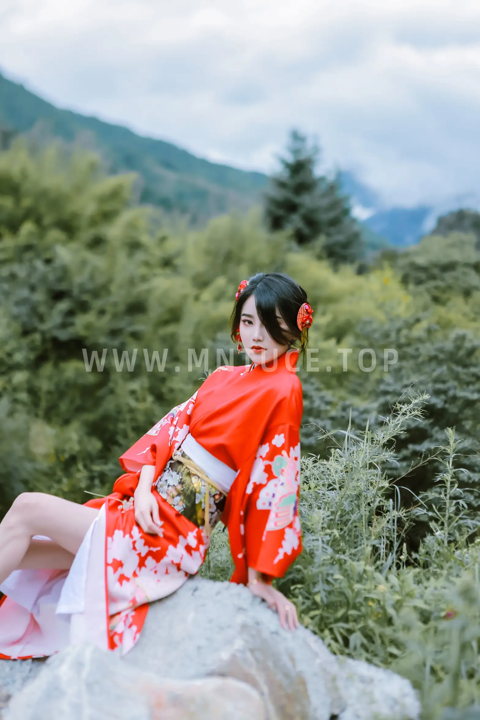 [艺图语] 2022.02.01 Vol.734 – 青山绿水间 婷婷#[23P]-10