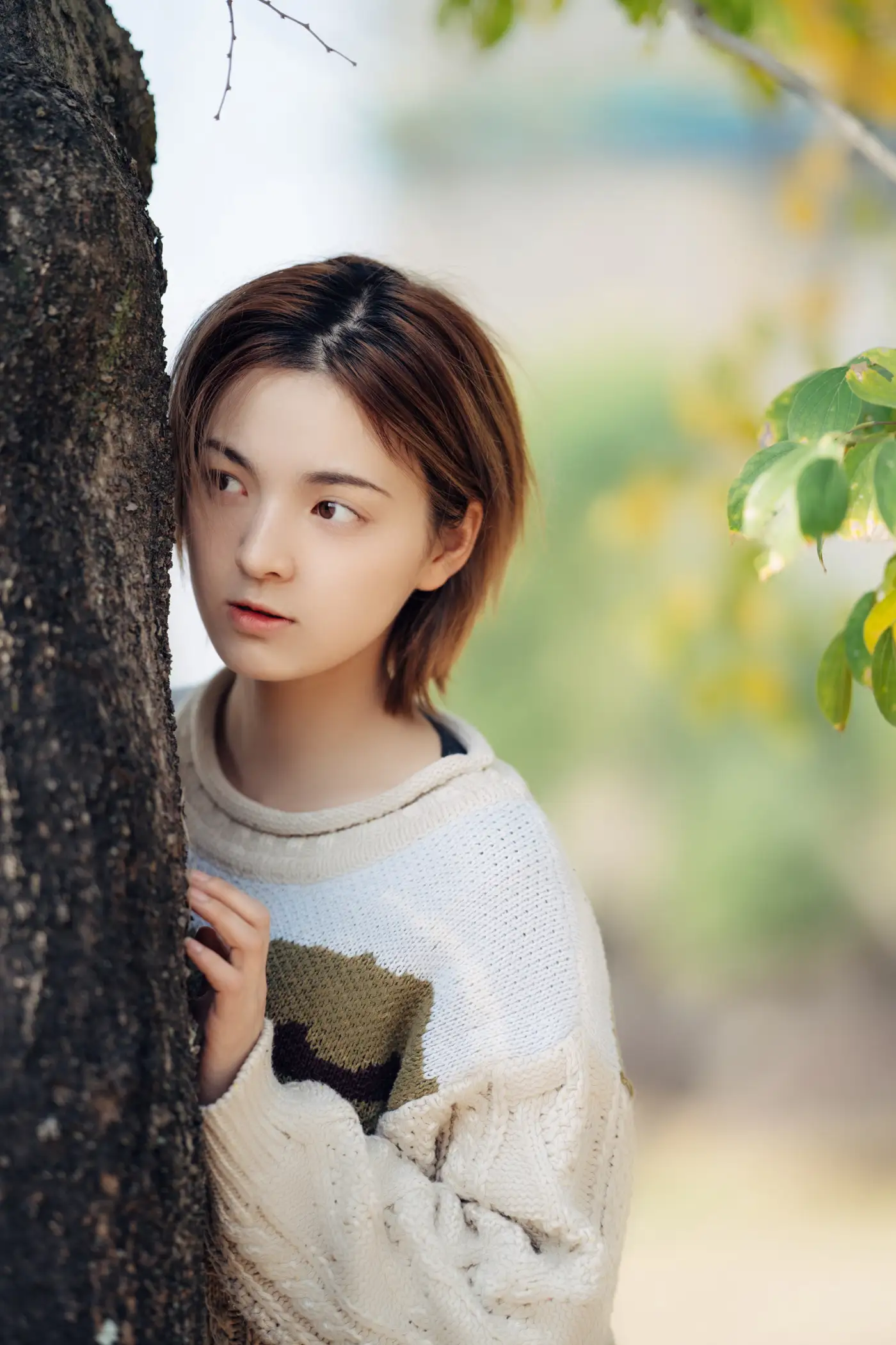 [艺图语] 2022.01.25 Vol.706 – 暖冬银杏，18岁的素颜女孩 dudu#[35P]-2