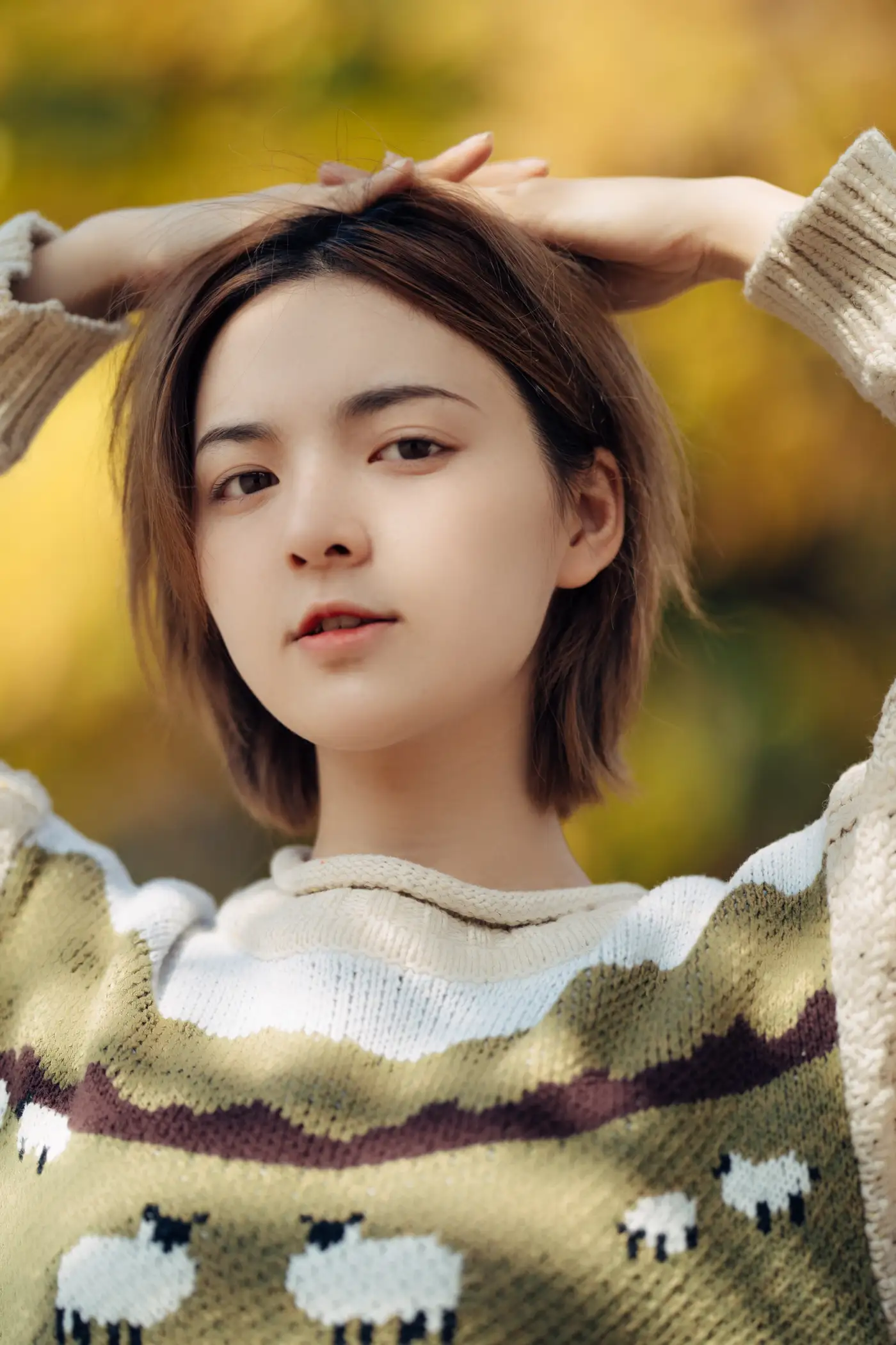 [艺图语] 2022.01.25 Vol.706 – 暖冬银杏，18岁的素颜女孩 dudu#[35P]-7