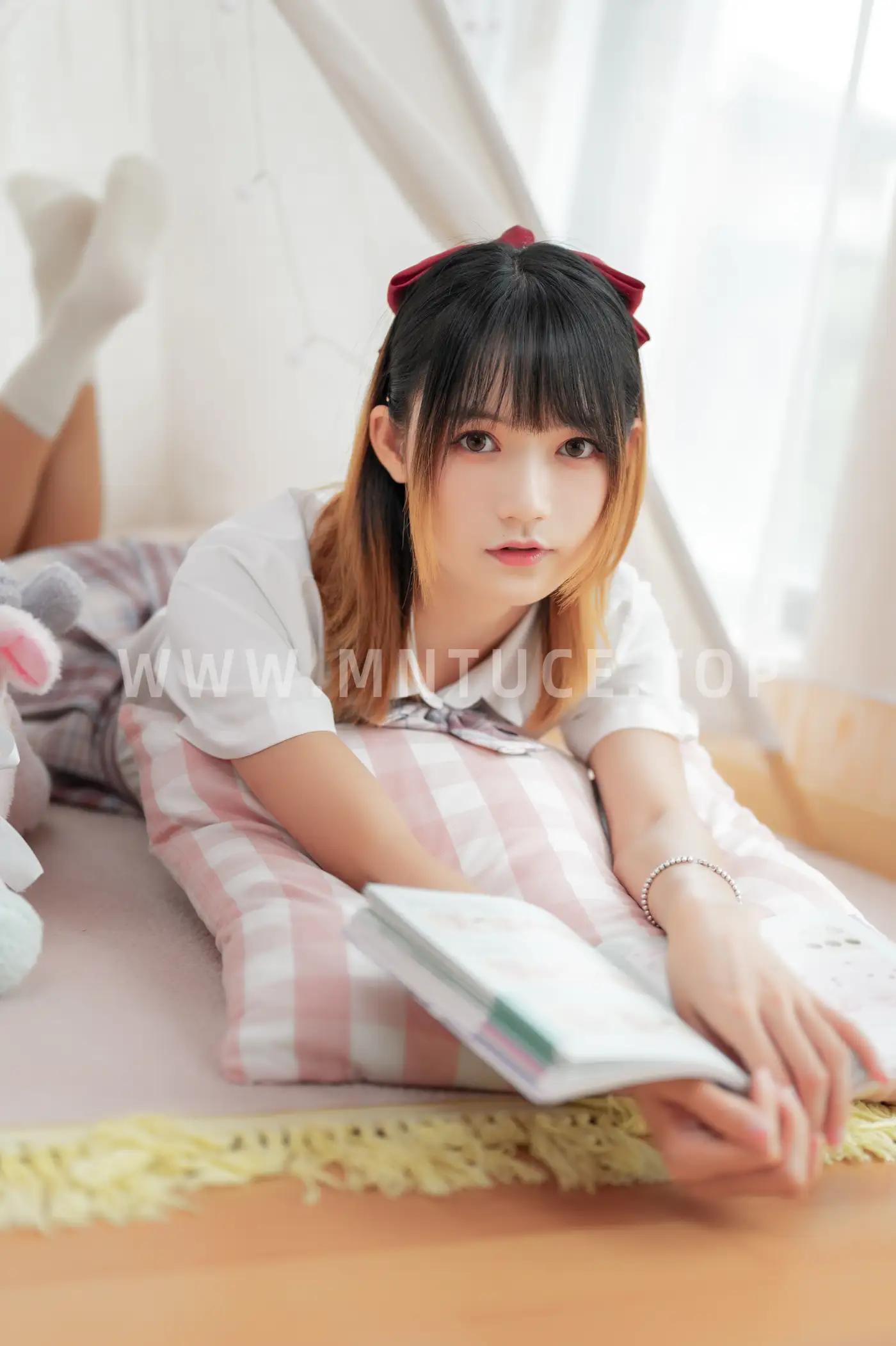 [艺图语] 2022.05.18 Vol.0918 – 少女心事 兔子Zzz不吃胡萝卜#[32P]-4