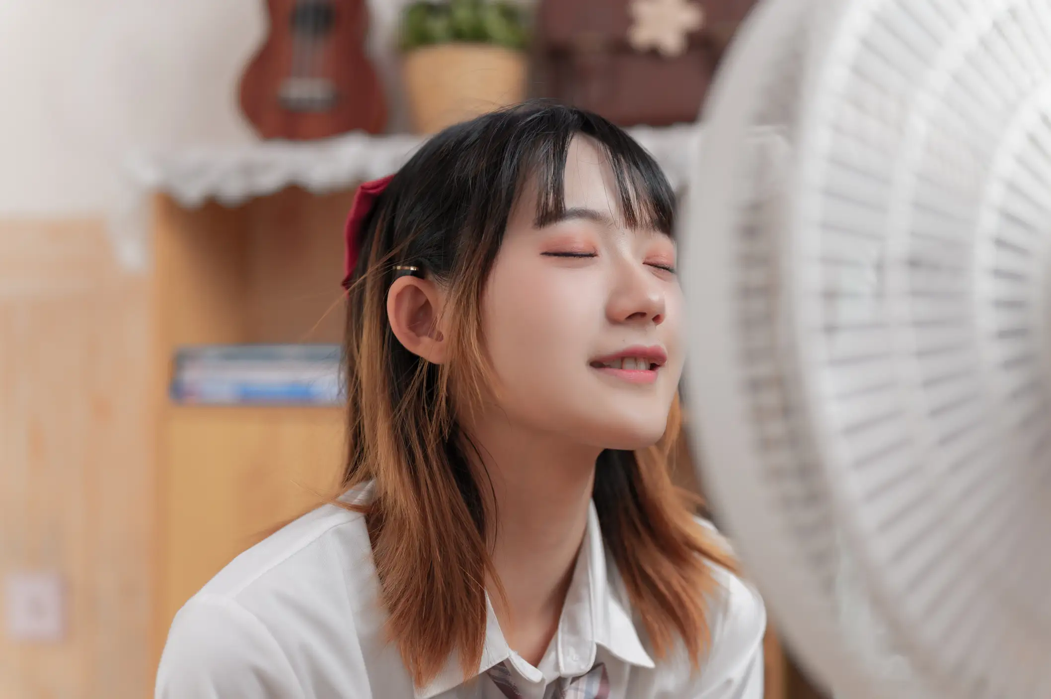 [艺图语] 2022.05.18 Vol.0918 – 少女心事 兔子Zzz不吃胡萝卜#[32P]-7
