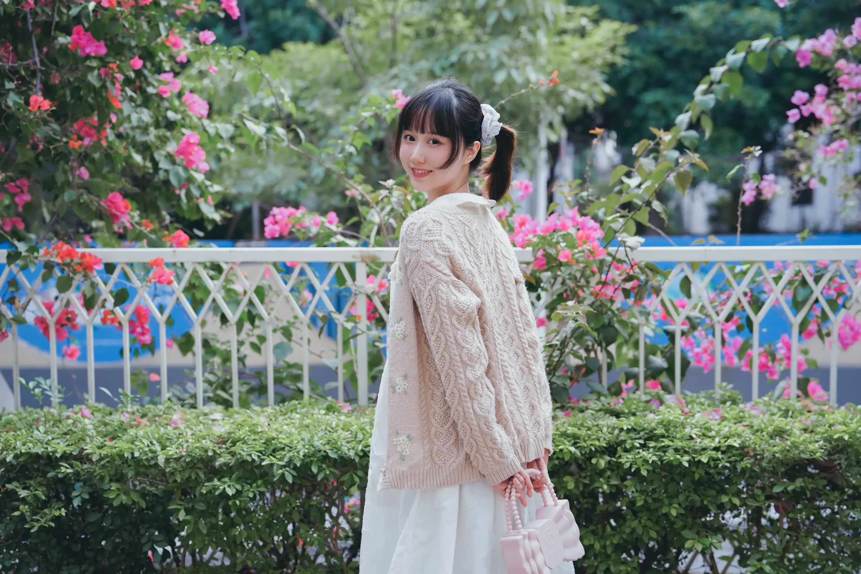 [艺图语] 2022.06.29 Vol.1323 – 花与少女 木棉棉OwO#[30P]-9