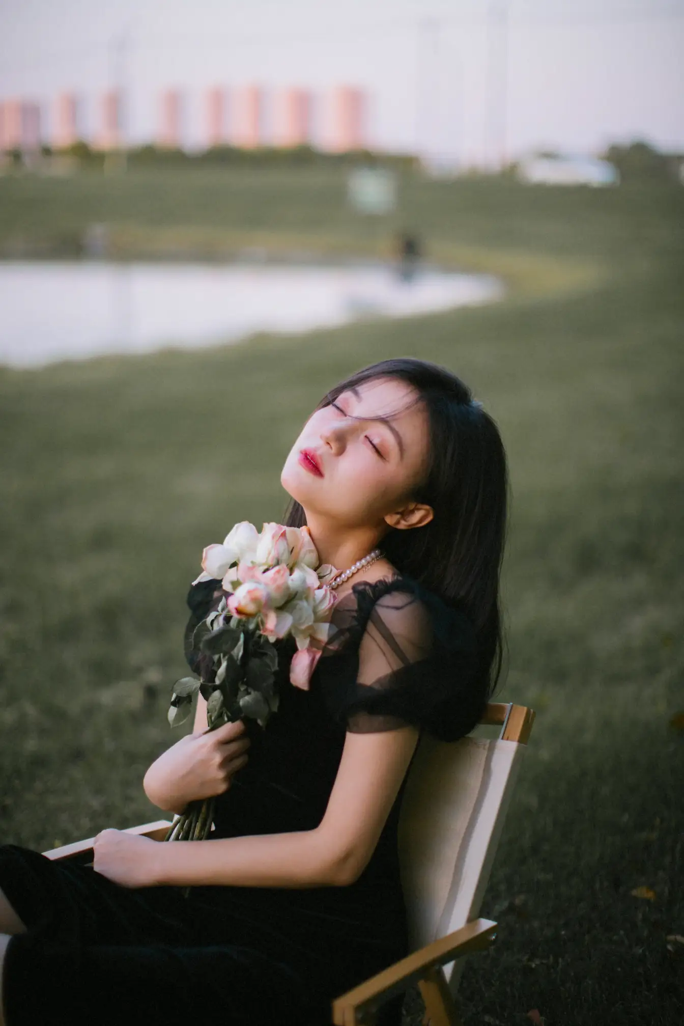 [艺图语] 2022.07.14 Vol.1475 – 少女与花 夏芸是只小考拉#[25P]-5