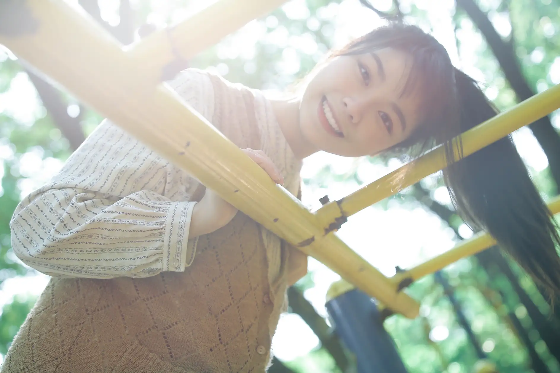 [艺图语] 2022.05.18 Vol.0921 – 夏末微风 紫傲#[25P]-6