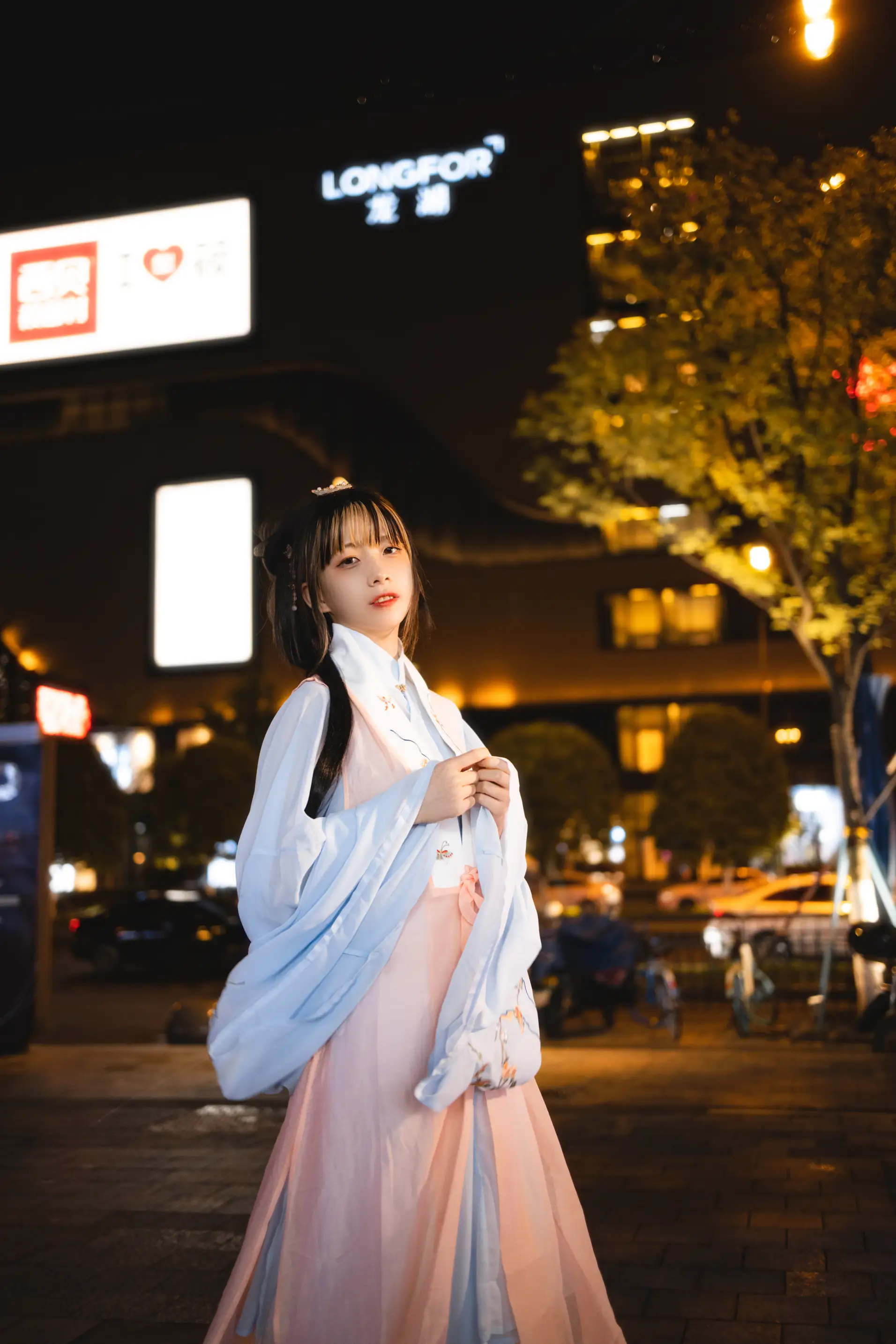 [艺图语] 2022.06.26 Vol.1291 – 隔世 清青琴玖#[26P]-1