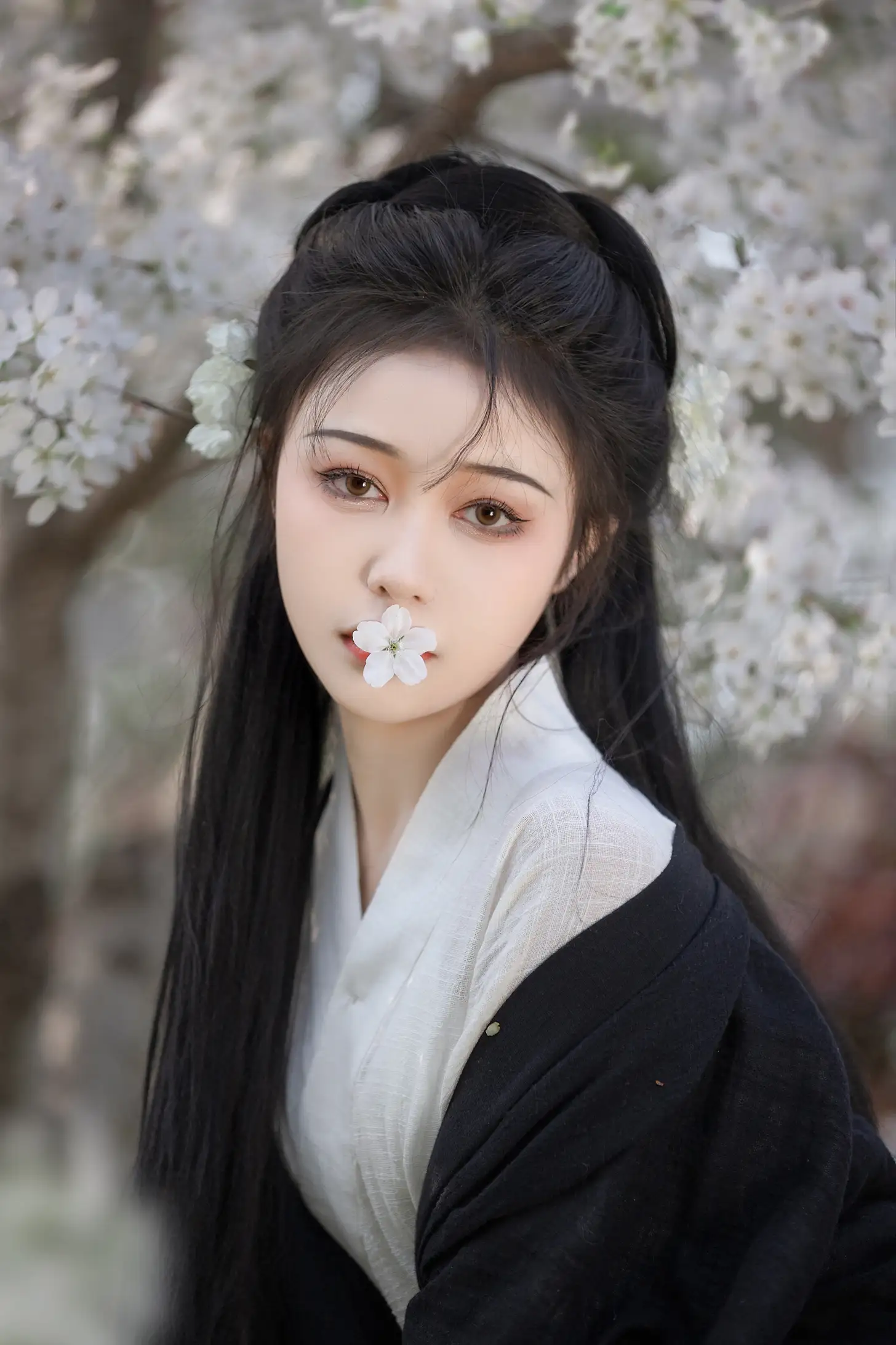 [艺图语] 2022.08.17 Vol.1723 – 白樱 梨一依#[25P]-7