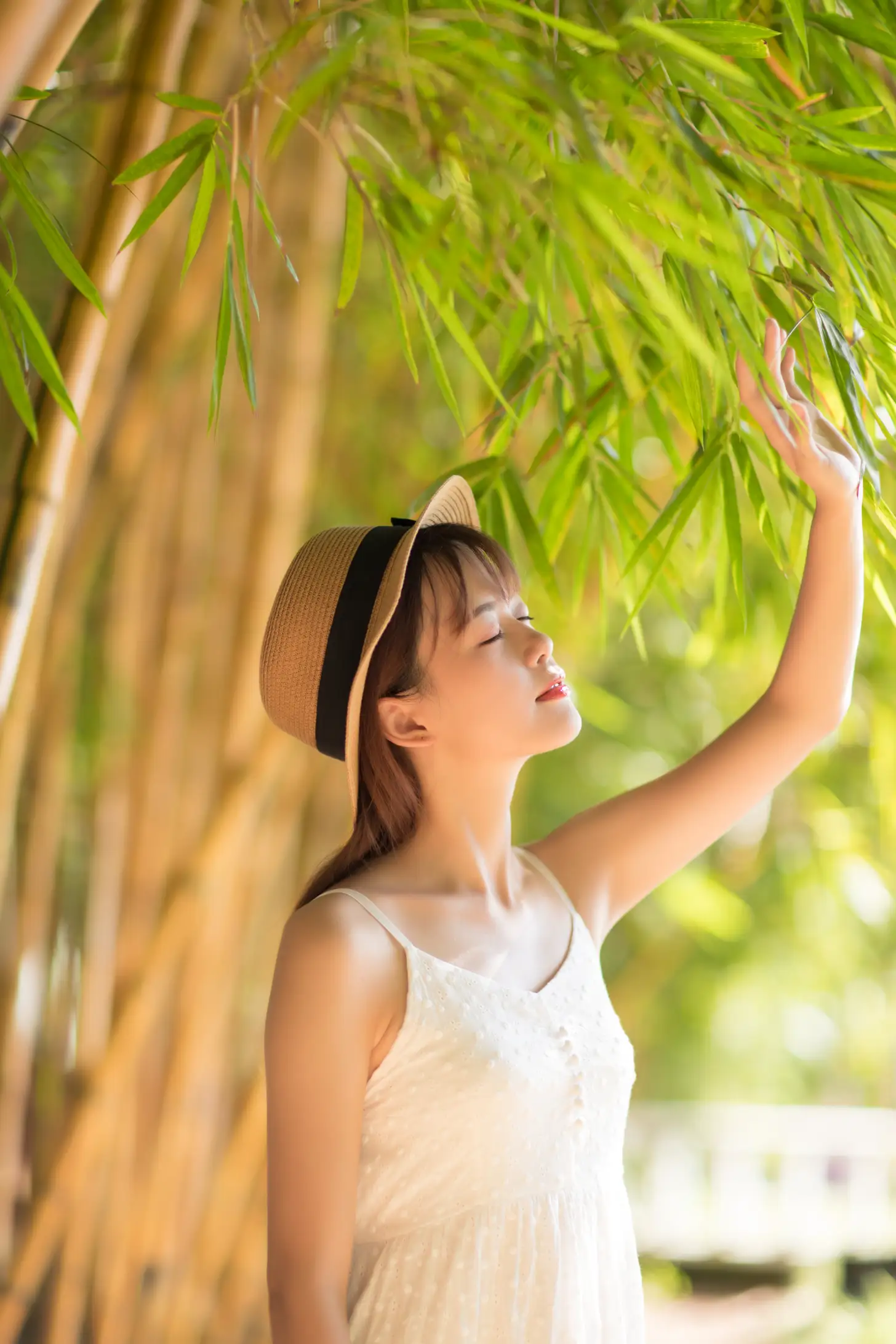 [艺图语] 2021.08.23 Vol.163 – 光照进的地方 晓颖#[23P]-10