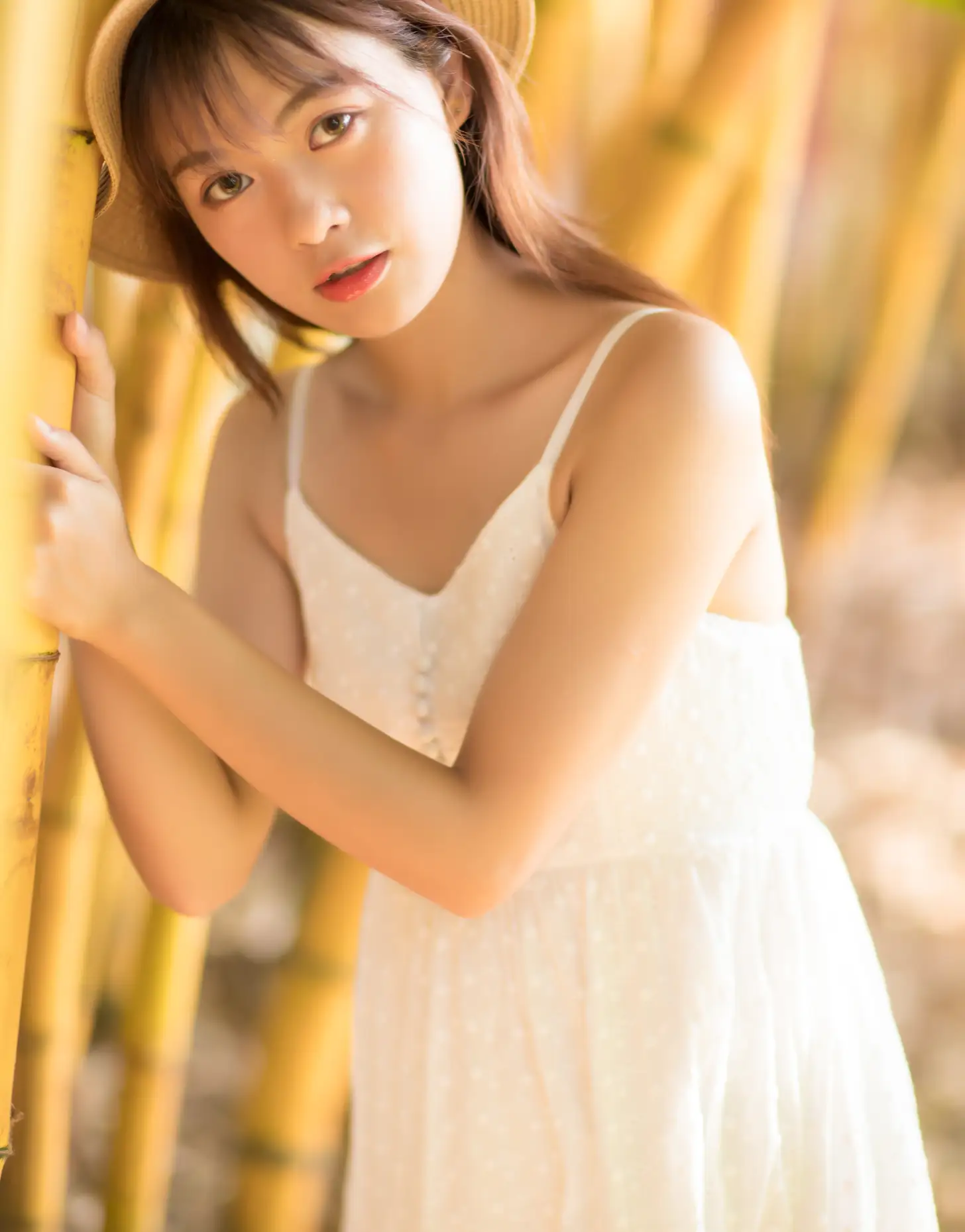 [艺图语] 2021.08.23 Vol.163 – 光照进的地方 晓颖#[23P]-7