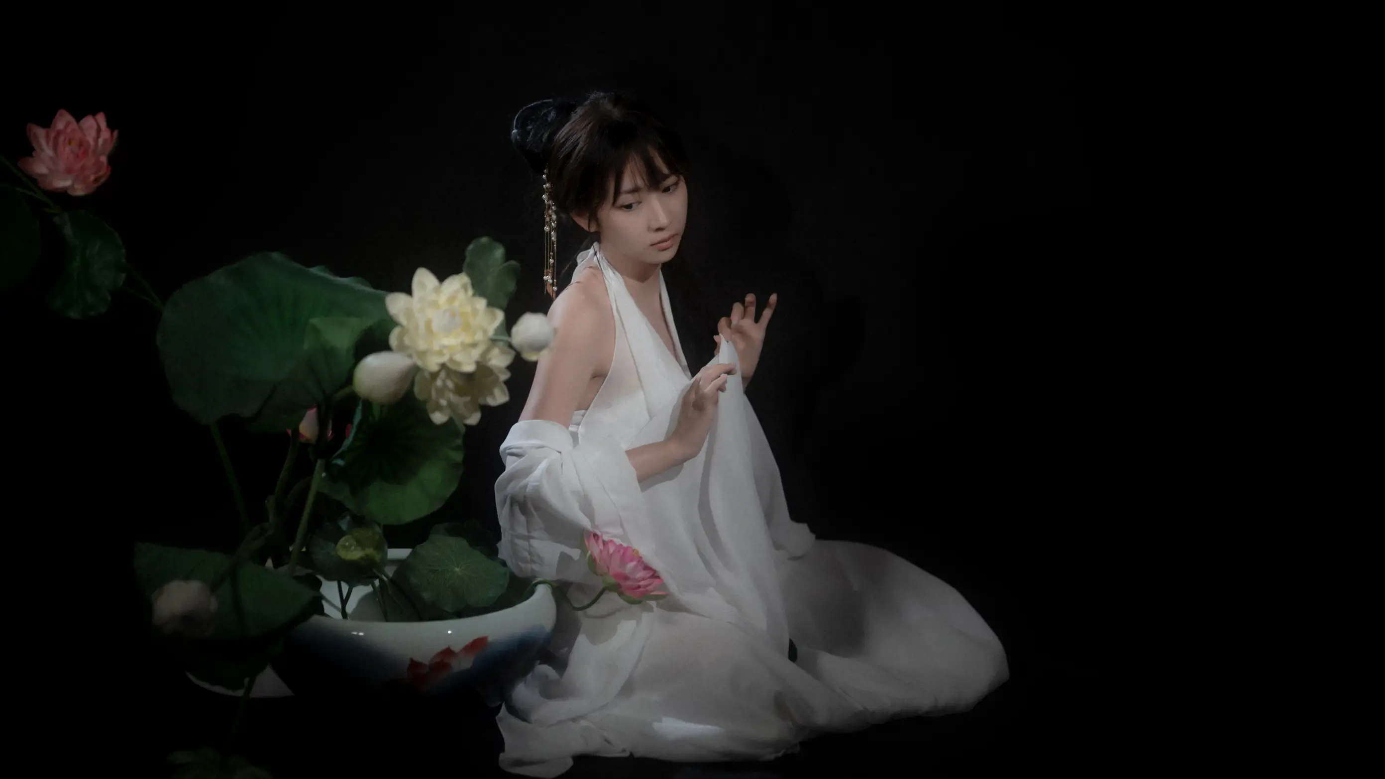 [艺图语] 2022.08.29 Vol.1818 – 荷思 筱雯#[57P]-3