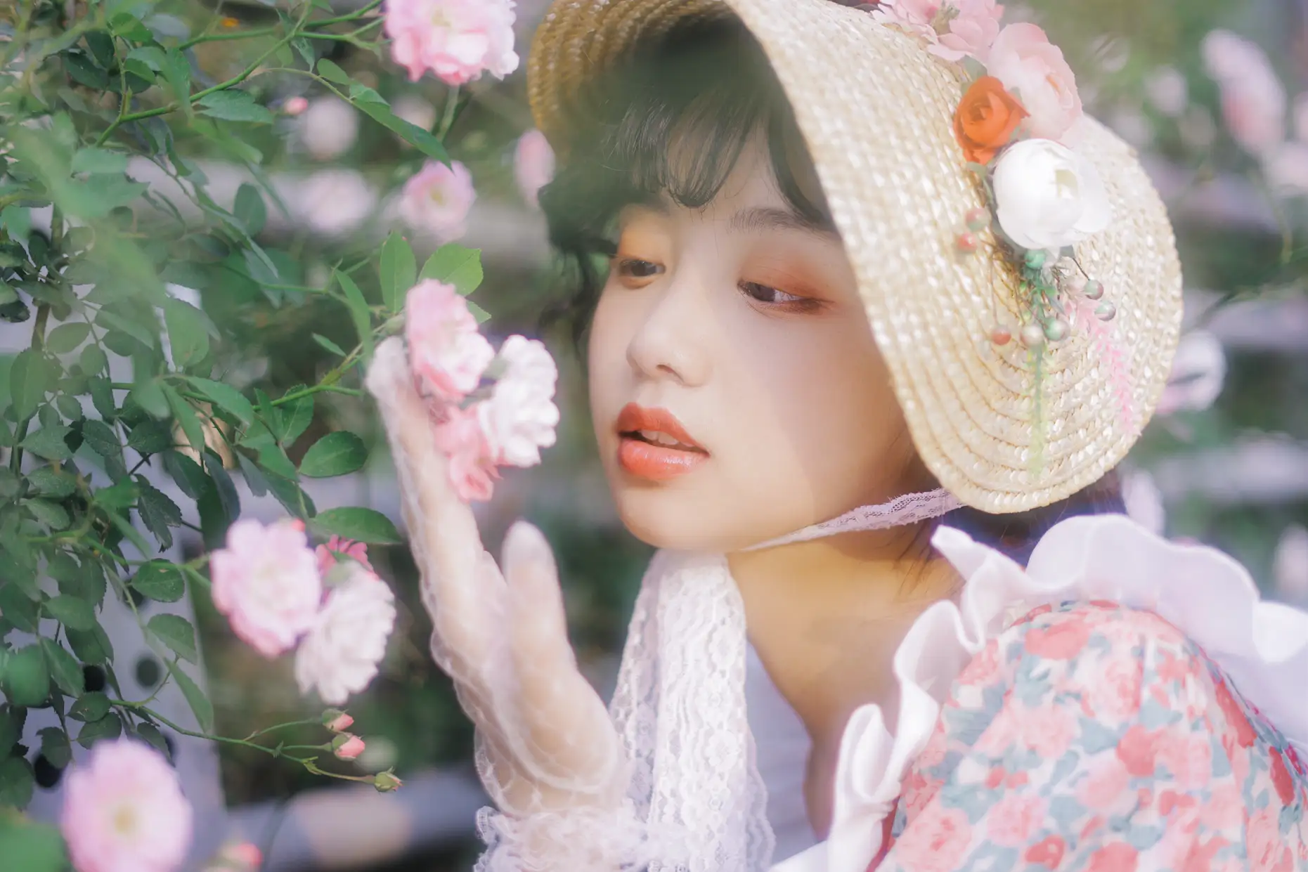 [艺图语] 2022.07.07 Vol.1408 – 少女花事 芊芊#[24P]-10