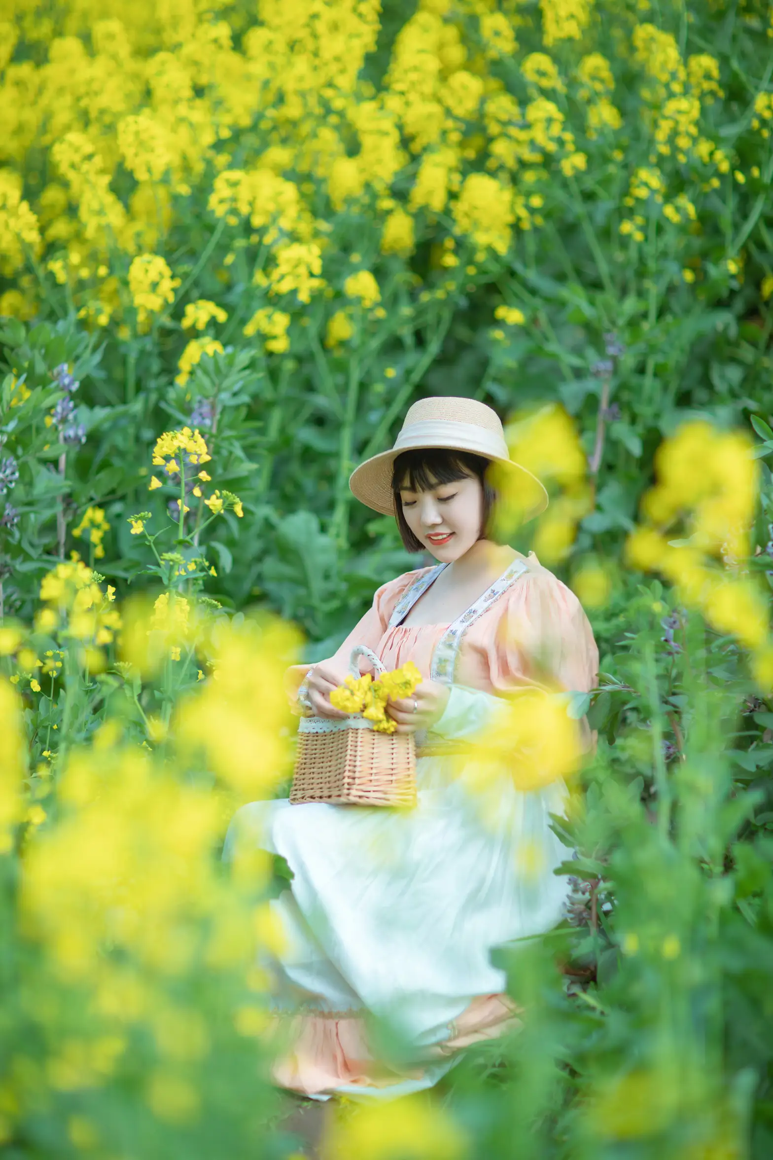 [艺图语] 2022.08.21 Vol.1753 – 春天里的姑娘 冬琴#[38P]-4