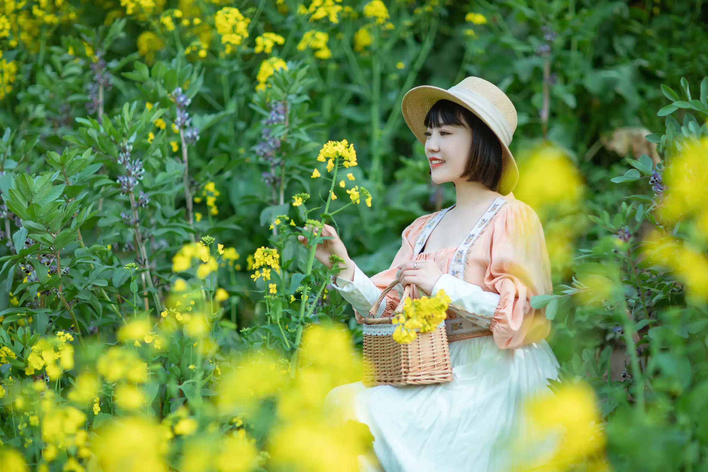 [艺图语] 2022.08.21 Vol.1753 – 春天里的姑娘 冬琴#[38P]-6