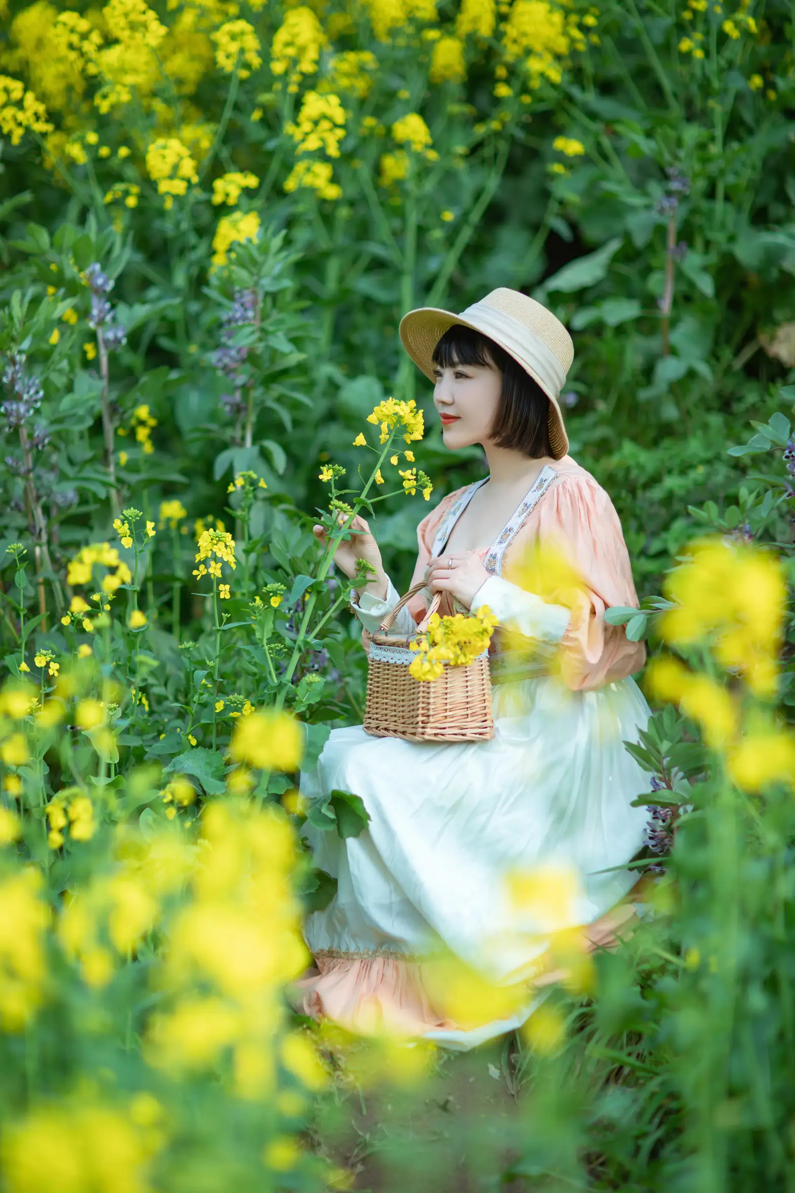 [艺图语] 2022.08.21 Vol.1753 – 春天里的姑娘 冬琴#[38P]-7