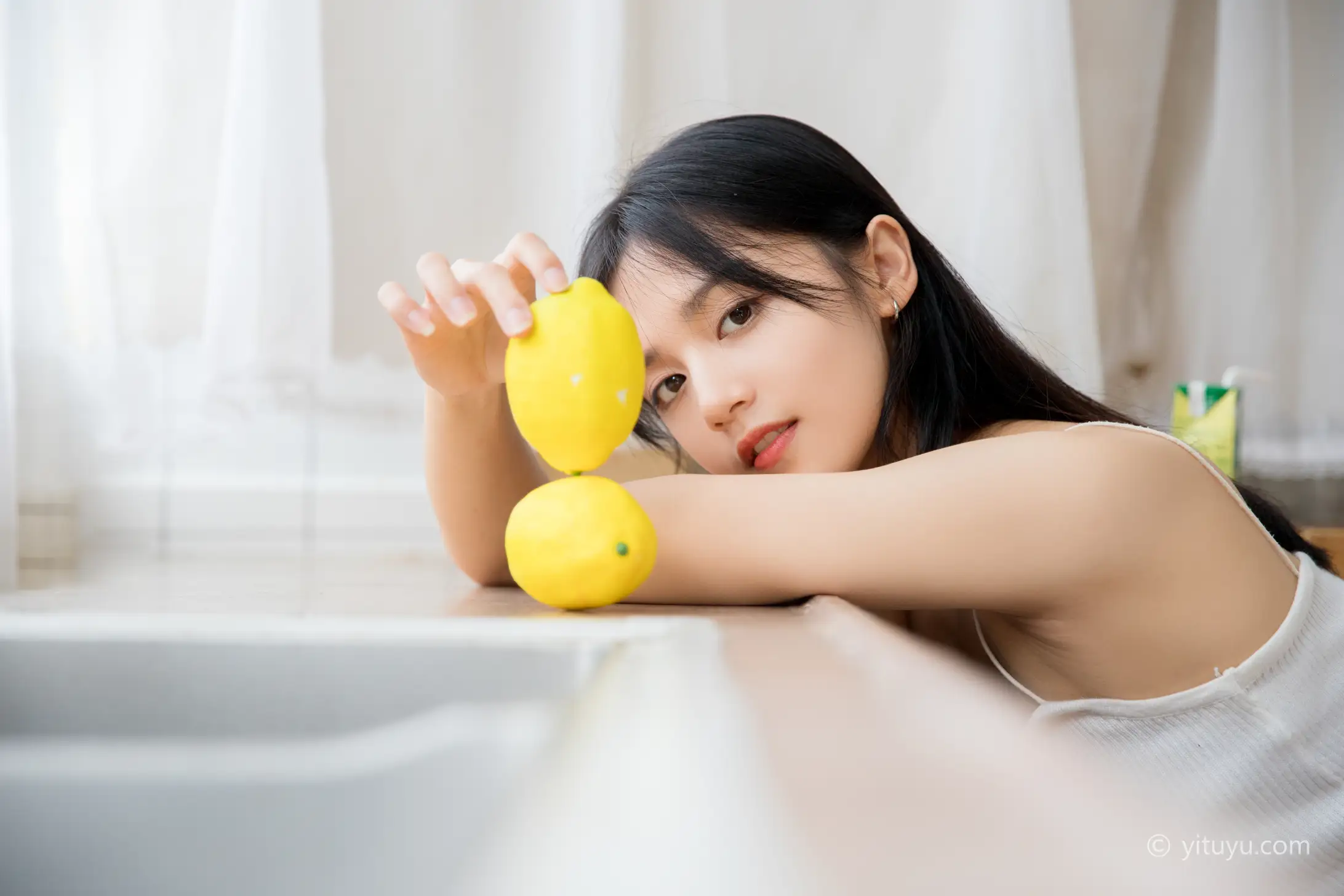 [艺图语] 2021.05.31 Vol.064 – 爱与光 雨文#[26P]-6