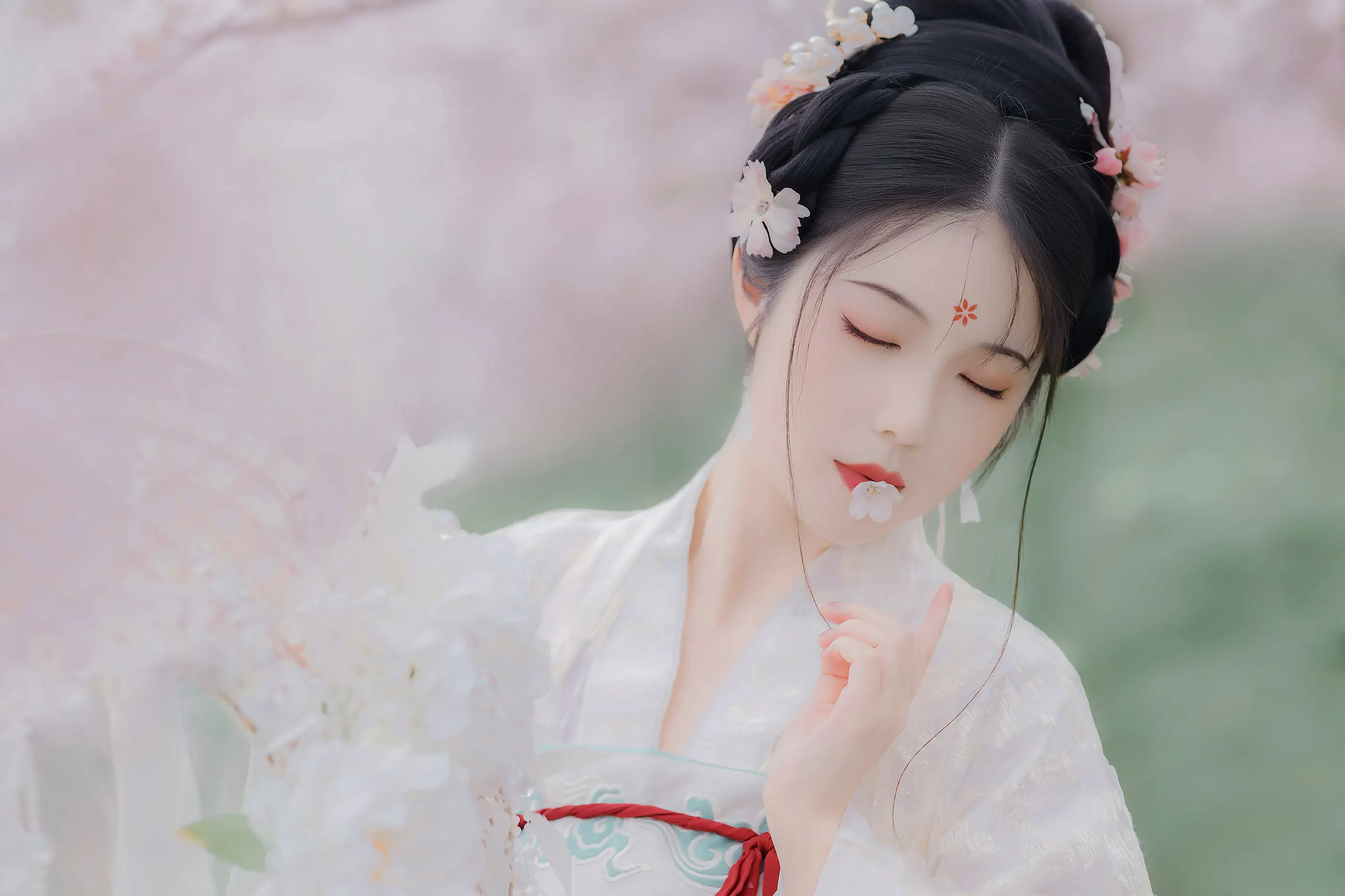 [艺图语] 2022.06.08 Vol.1115 – 东风面 童童#[23P]-6