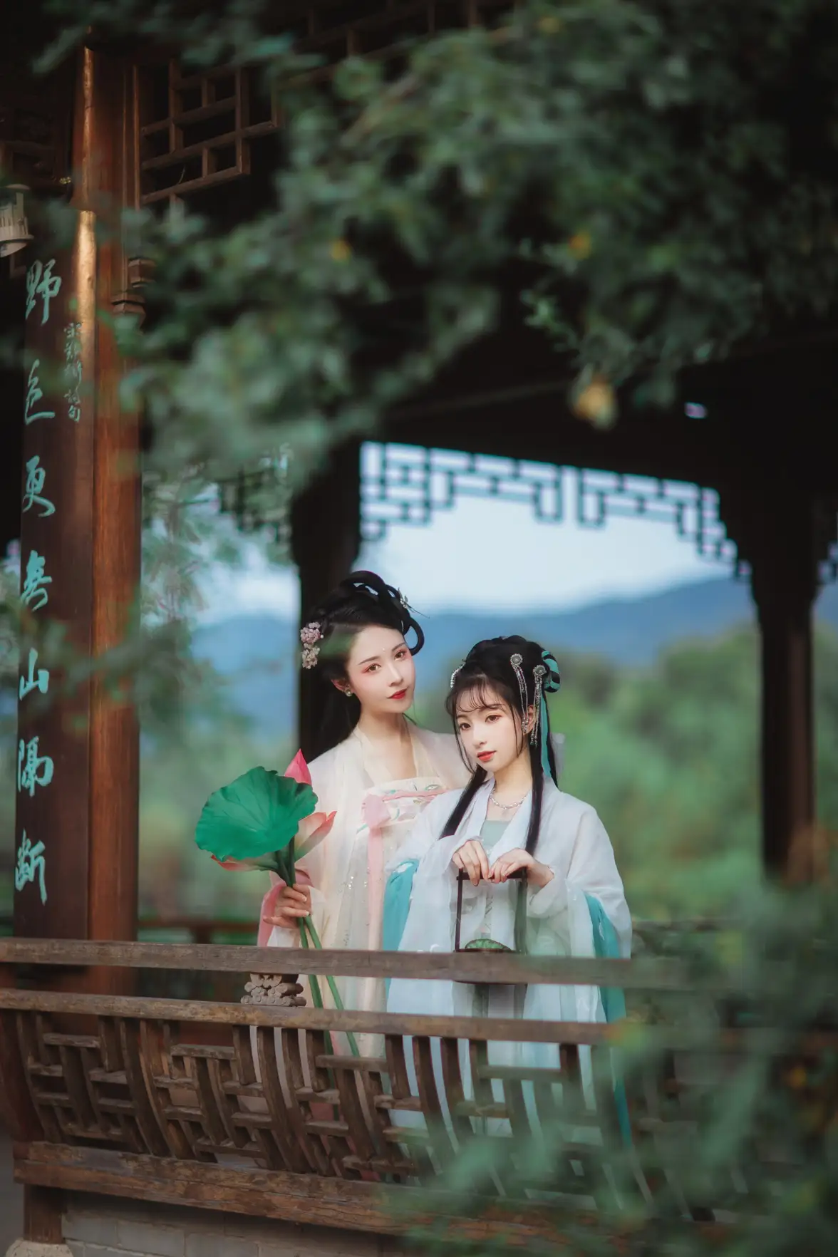 [艺图语] 2022.01.03 Vol.575 – 荷 葵花花花儿#[21P]-1