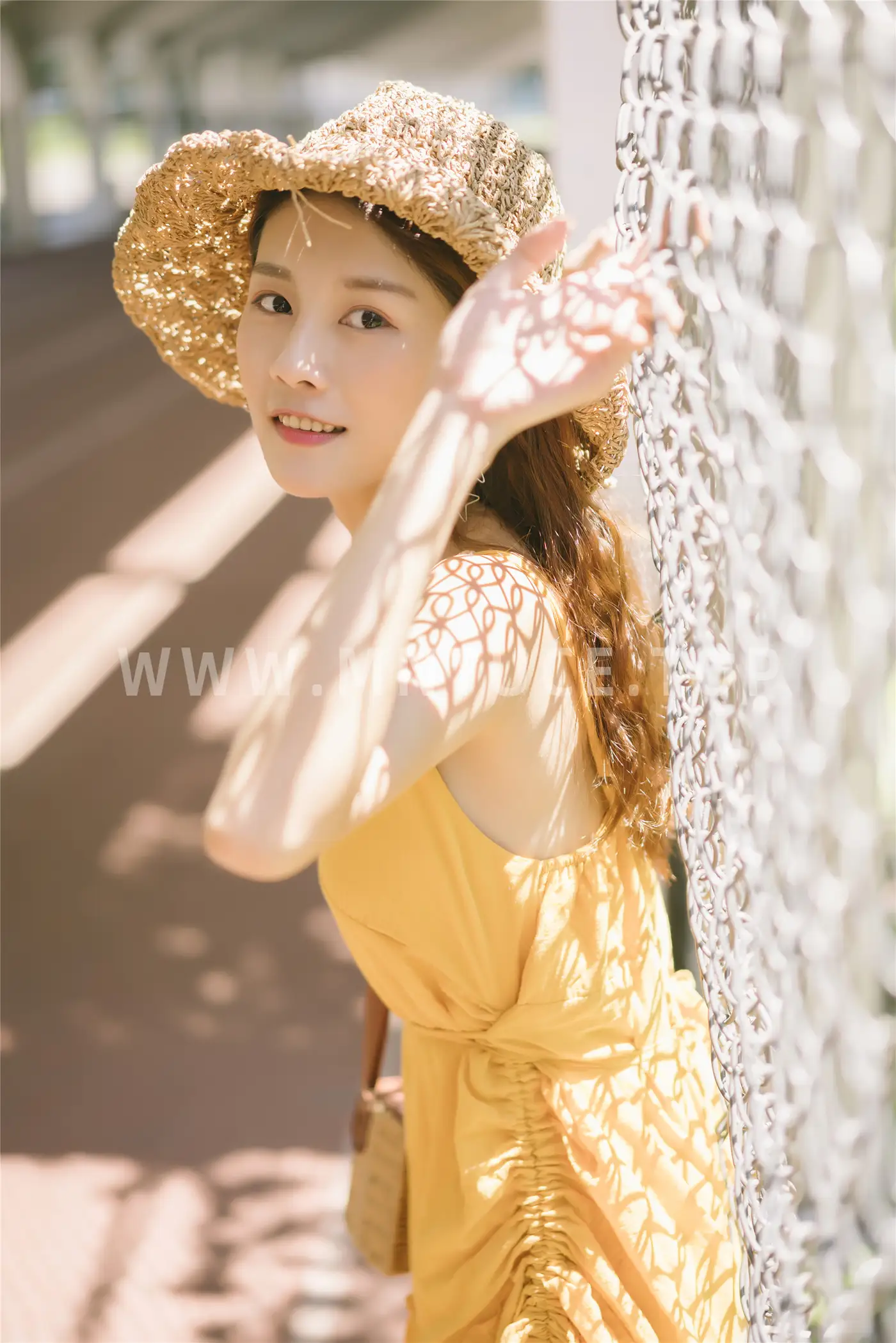 [艺图语] 2021.11.01 Vol.410 – 晴天日记 黑蛋#[22P]-9