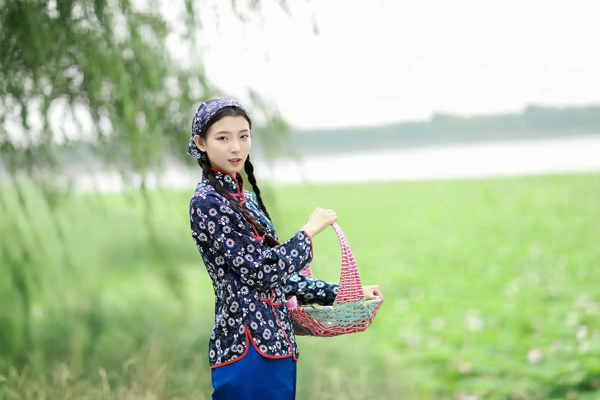 [艺图语] 2021.11.03 Vol.414 – 采荷 孔荻#[31P]-4
