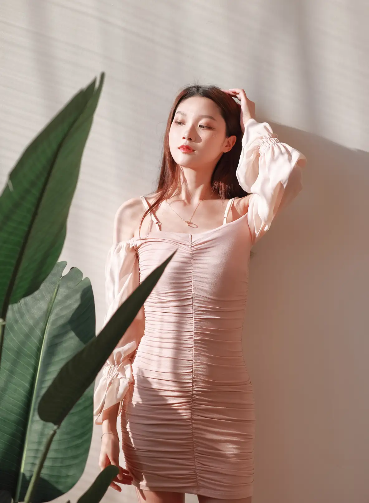 [艺图语] 2022.09.06 Vol.1880 – 光照的方向 馨馨#[22P]-7