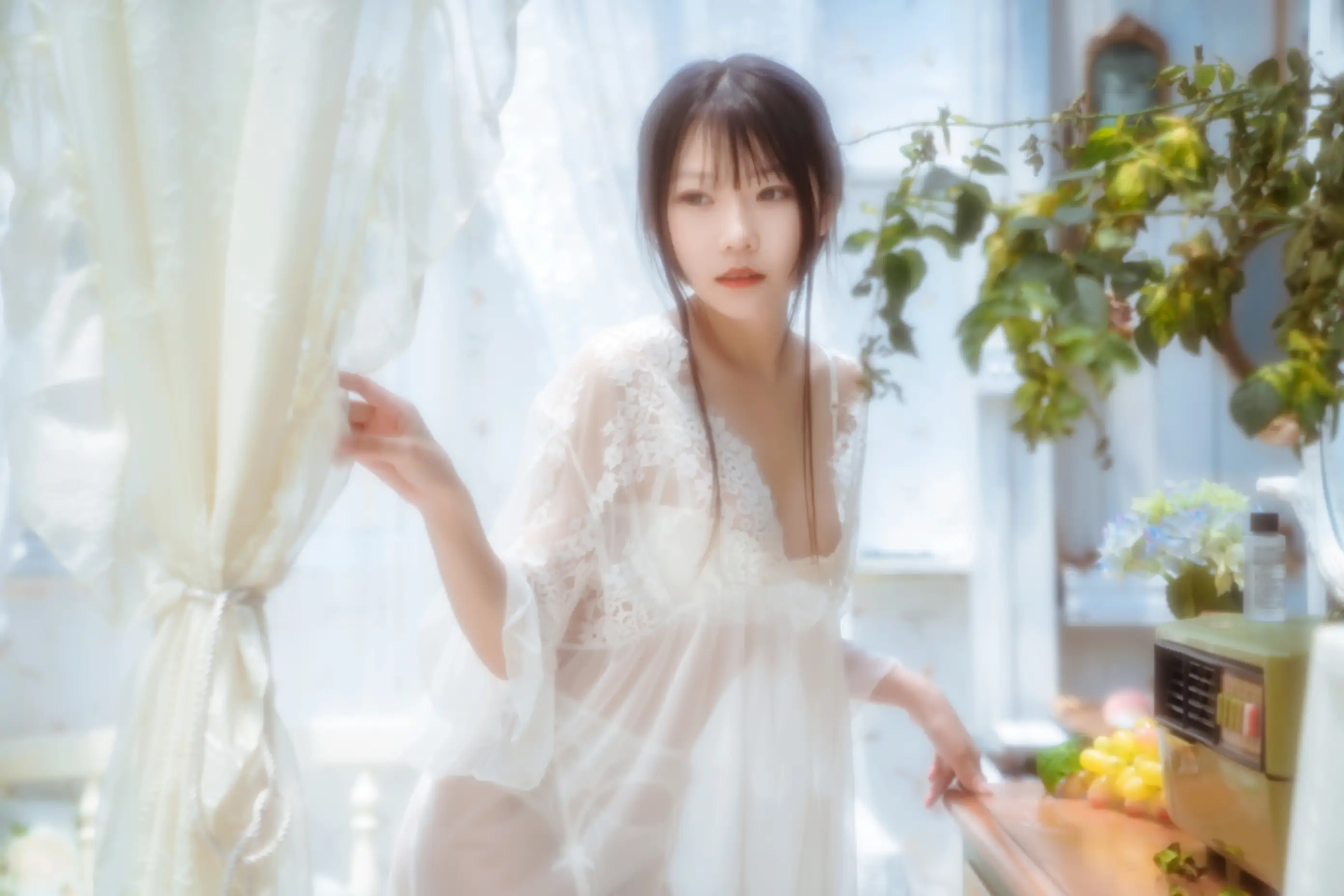 [艺图语] 2022.05.16 Vol.895 – 花房阳光少女 香草喵露露#[32P]-1
