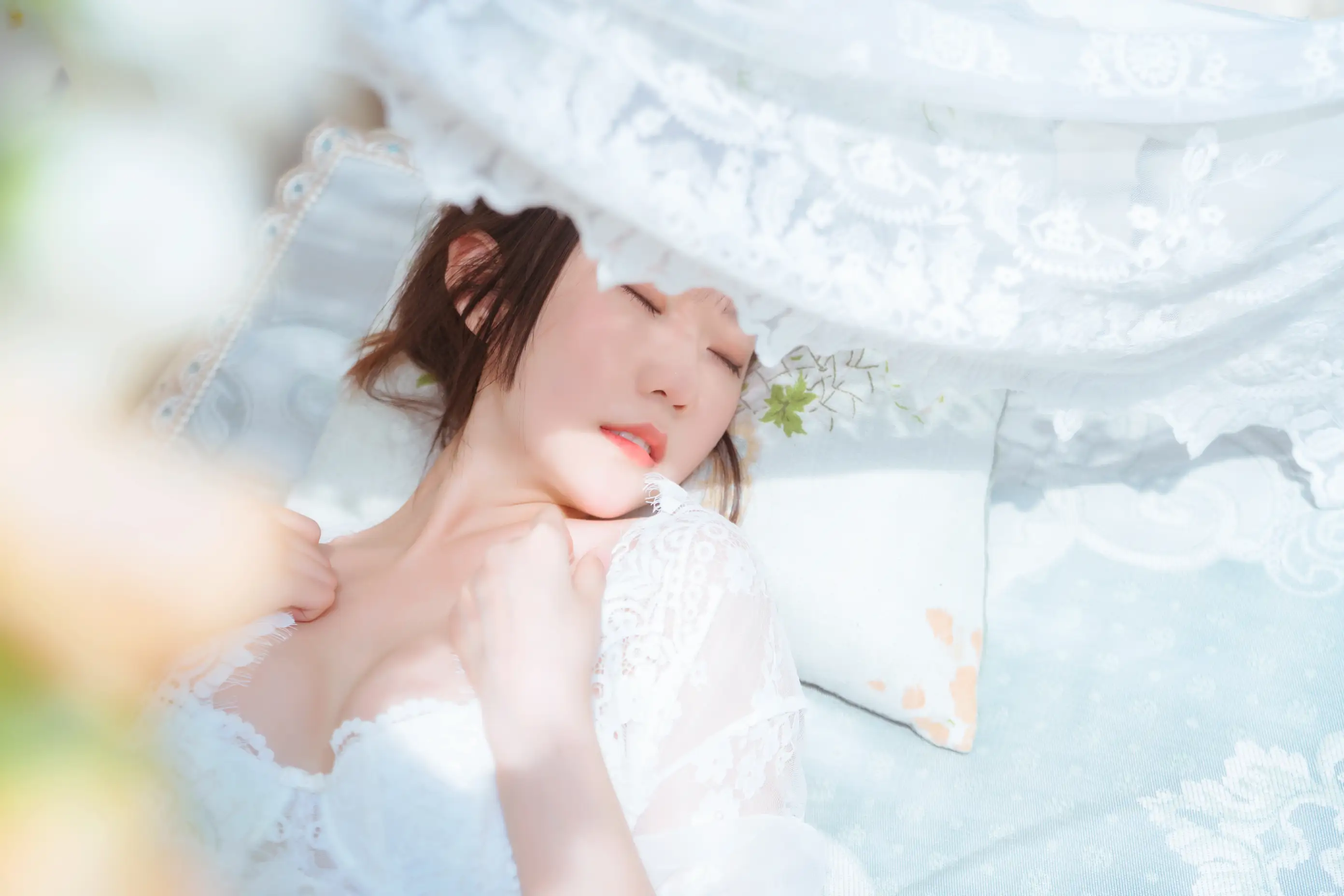 [艺图语] 2022.05.16 Vol.895 – 花房阳光少女 香草喵露露#[32P]-7