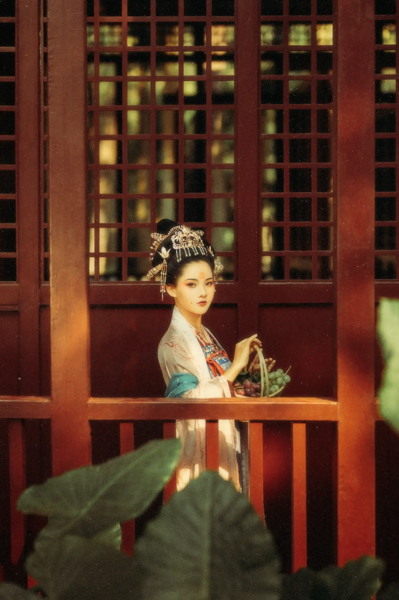 [艺图语] 2021.08.27 Vol.182 – 花想容 媛媛#[27P]-6