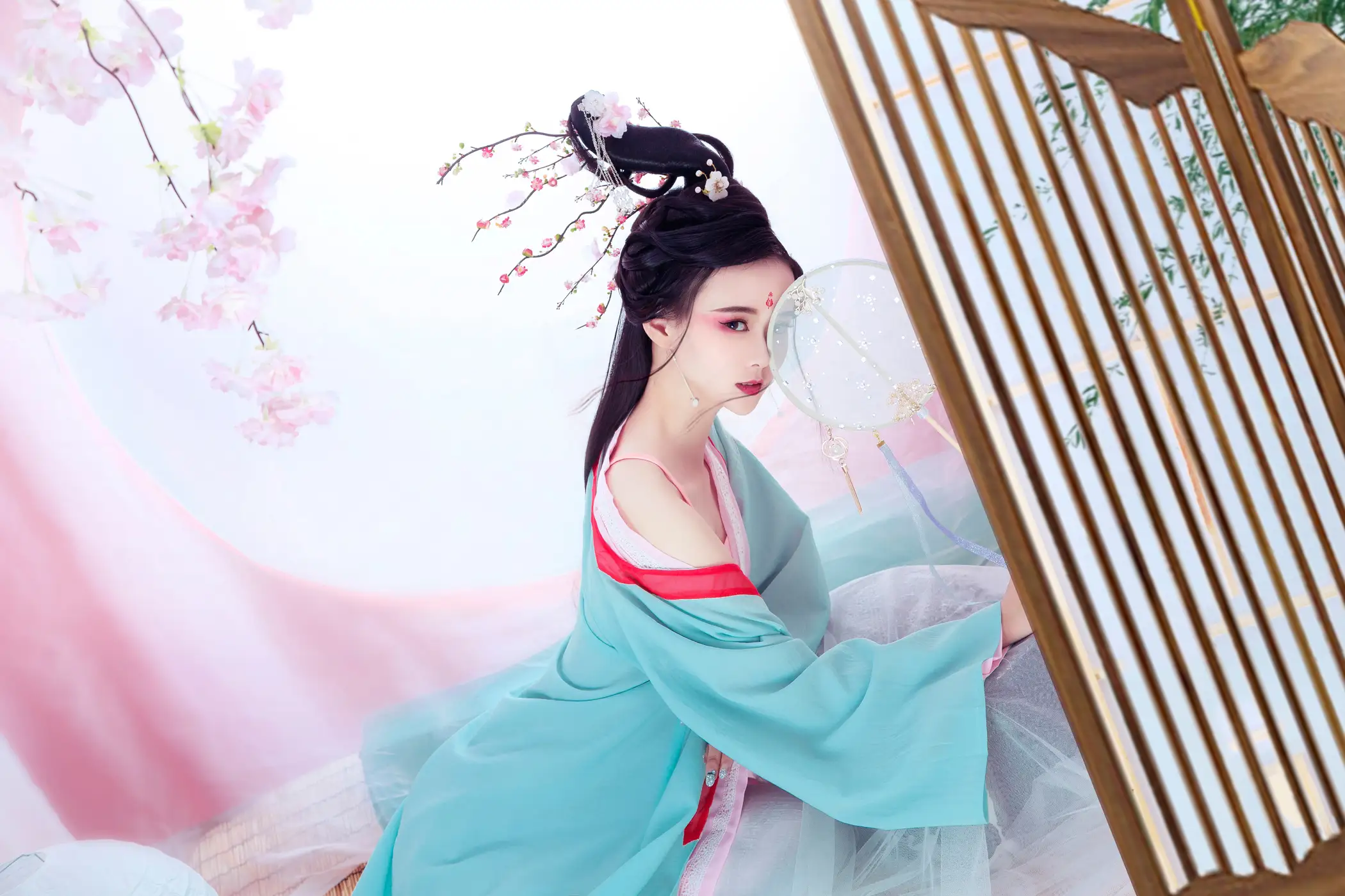 [艺图语] 2022.02.04 Vol.747 – 花非花 欣宝#[22P]-2