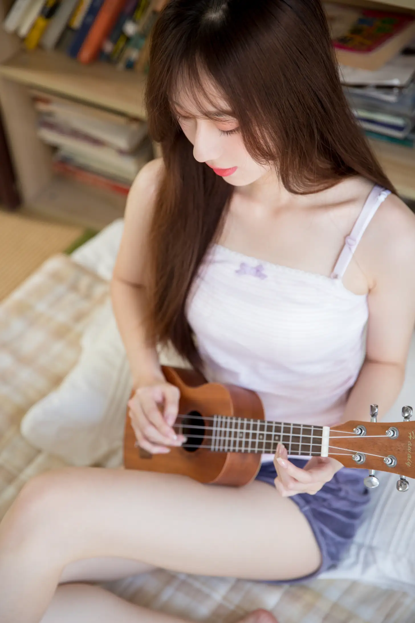 [艺图语] 2021.11.13 Vol.444 – 草莓的味道 KK#[23P]-4