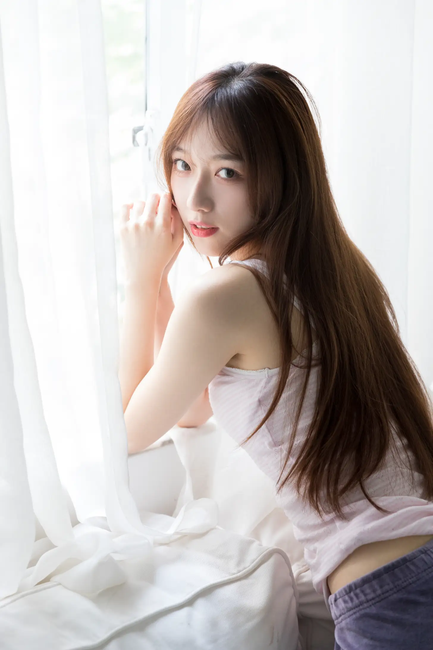 [艺图语] 2021.11.13 Vol.444 – 草莓的味道 KK#[23P]-9