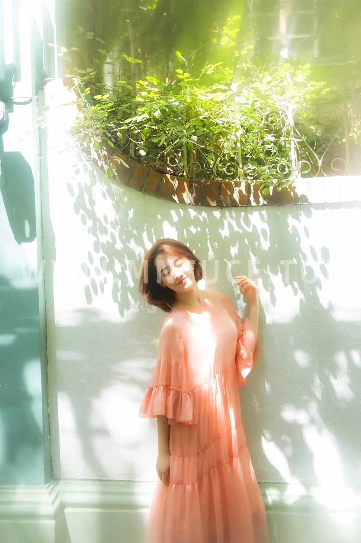 [艺图语] 2022.06.18 Vol.1221 – 原来有些女生真的会发光 赵婧祎zHAoJinGyI#[21P]-9