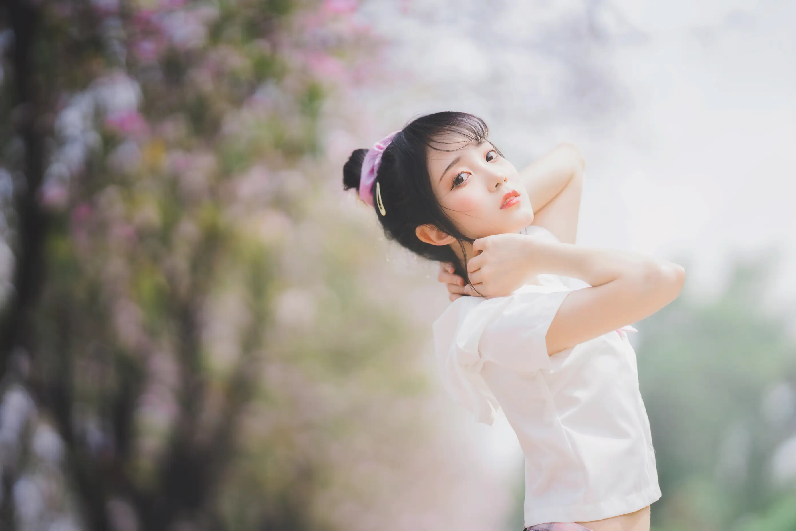 [艺图语] 2022.06.21 Vol.1244 – 花与少女 思涼poi#[35P]-2