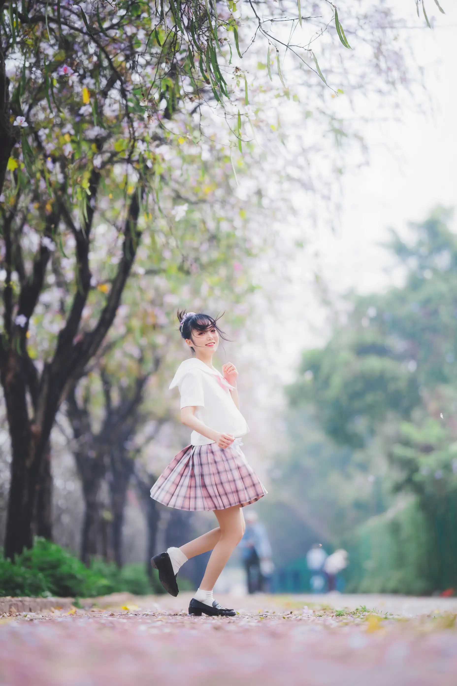 [艺图语] 2022.06.21 Vol.1244 – 花与少女 思涼poi#[35P]-7