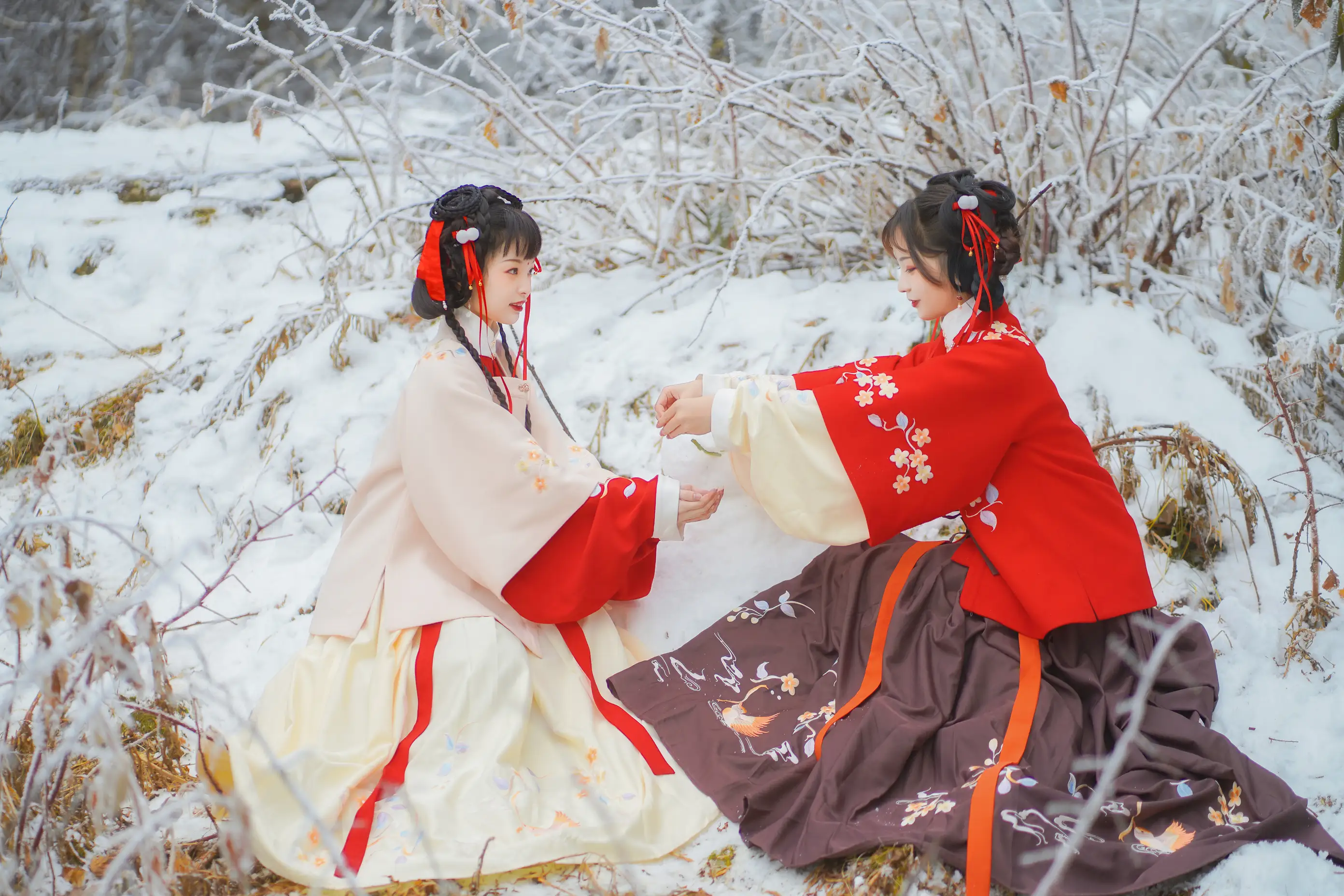 [艺图语] 2021.09.04 Vol.253 – 雪中少女 赵瑞洁_EZ#[22P]-5
