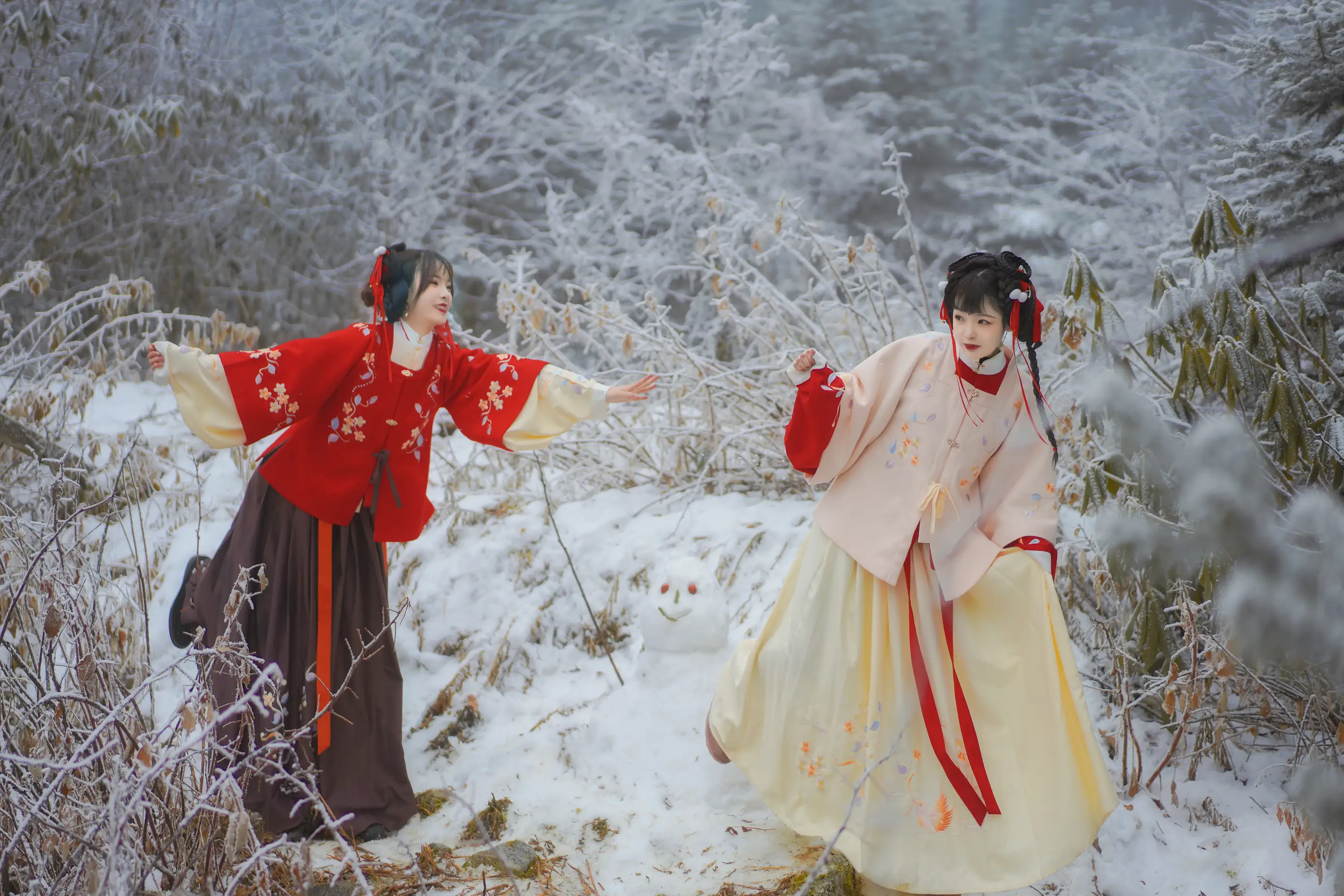 [艺图语] 2021.09.04 Vol.253 – 雪中少女 赵瑞洁_EZ#[22P]-10