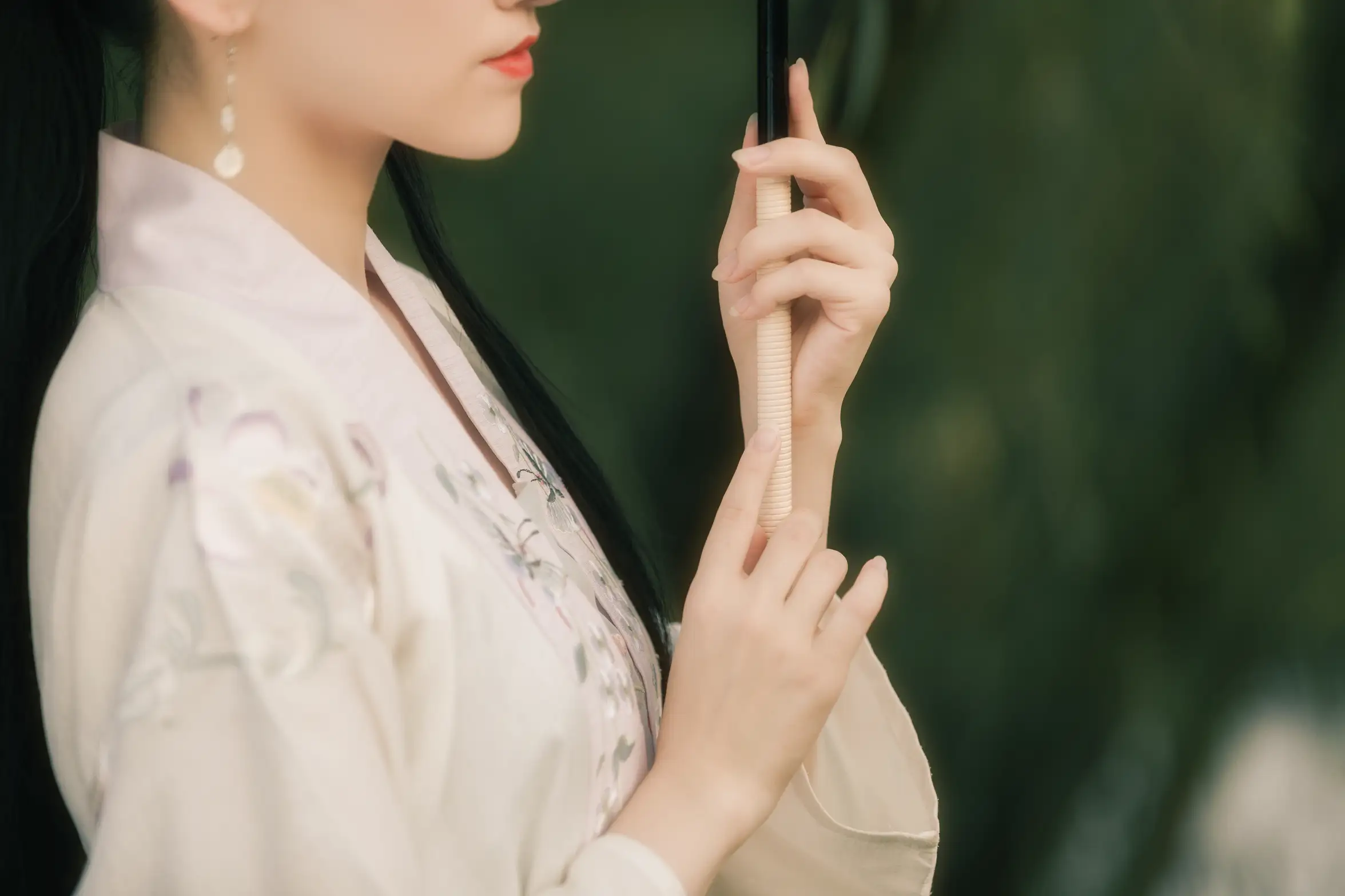 [艺图语] 2021.08.16 Vol.135 – 春不渡 是非姑娘#[40P]-5